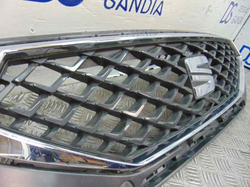 Rejilla delantera, 5FJ853654B usado 8