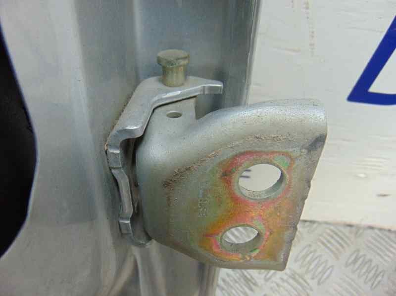 Puerta trasera izquierda, Citroen C4 Berlina Collection 2006 usado 9