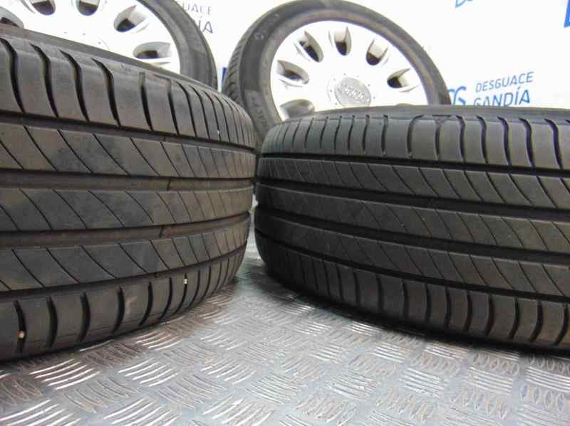 Juego llantas, Audi A8 (4E) 3.0 TDI Quattro, 235/55R17 103Y usado 8