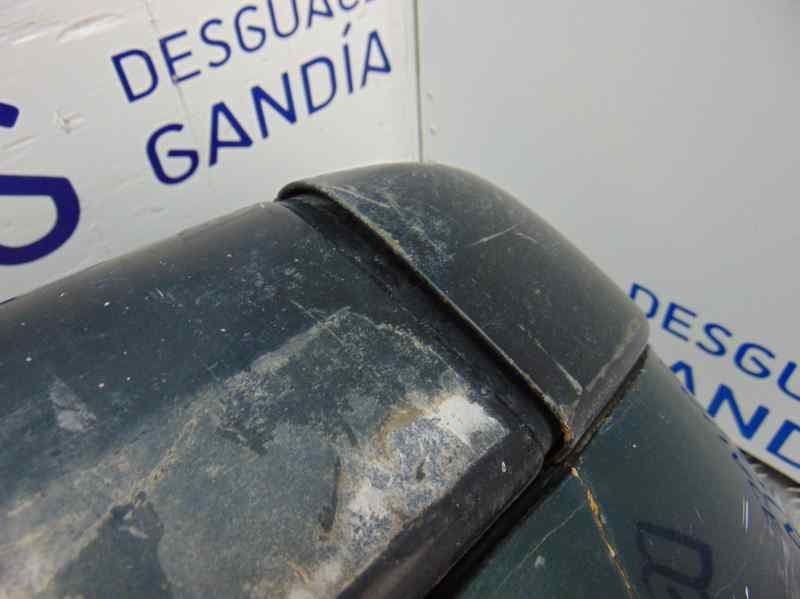 Paragolpes delantero usado 10