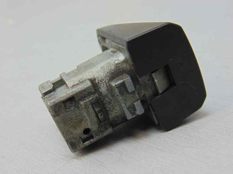 Antirrobo / llave contacto, Opel Corsa D Cosmo 2010 usado 9