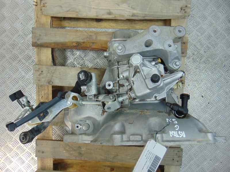 Caja cambios, Opel Astra G Berlina Comfort 2003 usado 9