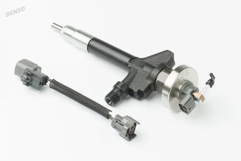 Inyector Denso DCRI107850 para Mazda 6 y Mpv II nuevo 2
