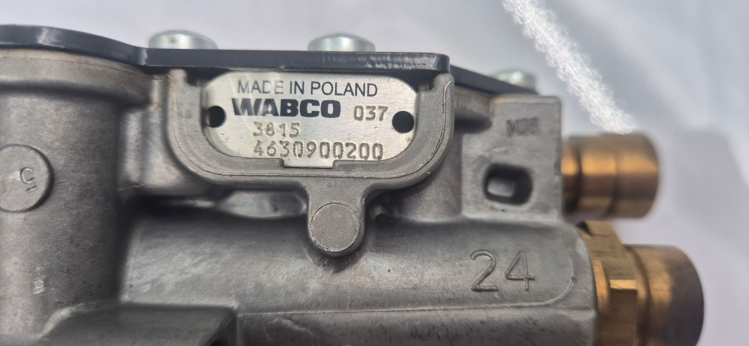 Wabco 4630900200 Control valve, semi-trailer nuevo 3