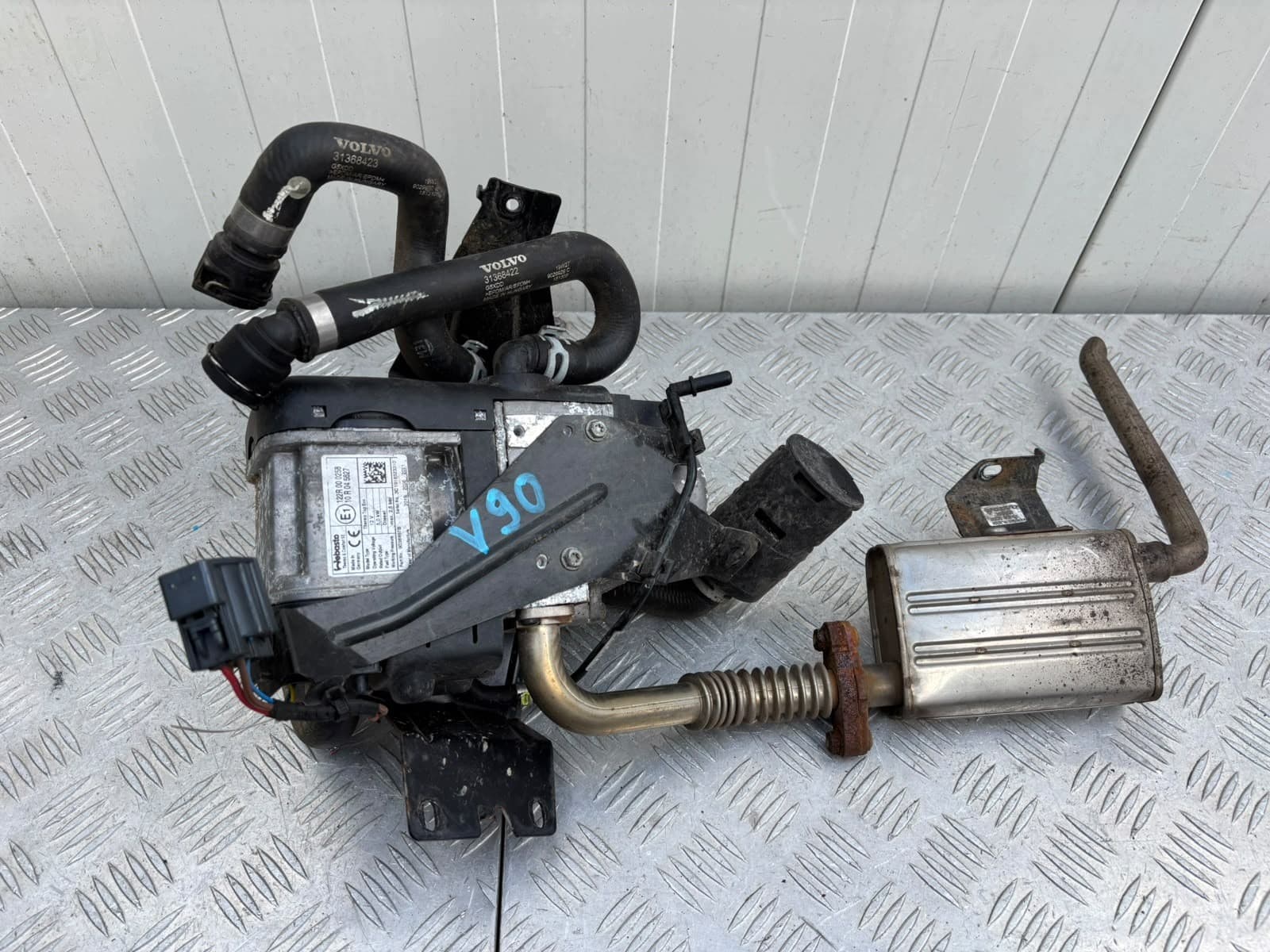 Calefactor de estacionamiento Volvo V90 II 31694778 usado