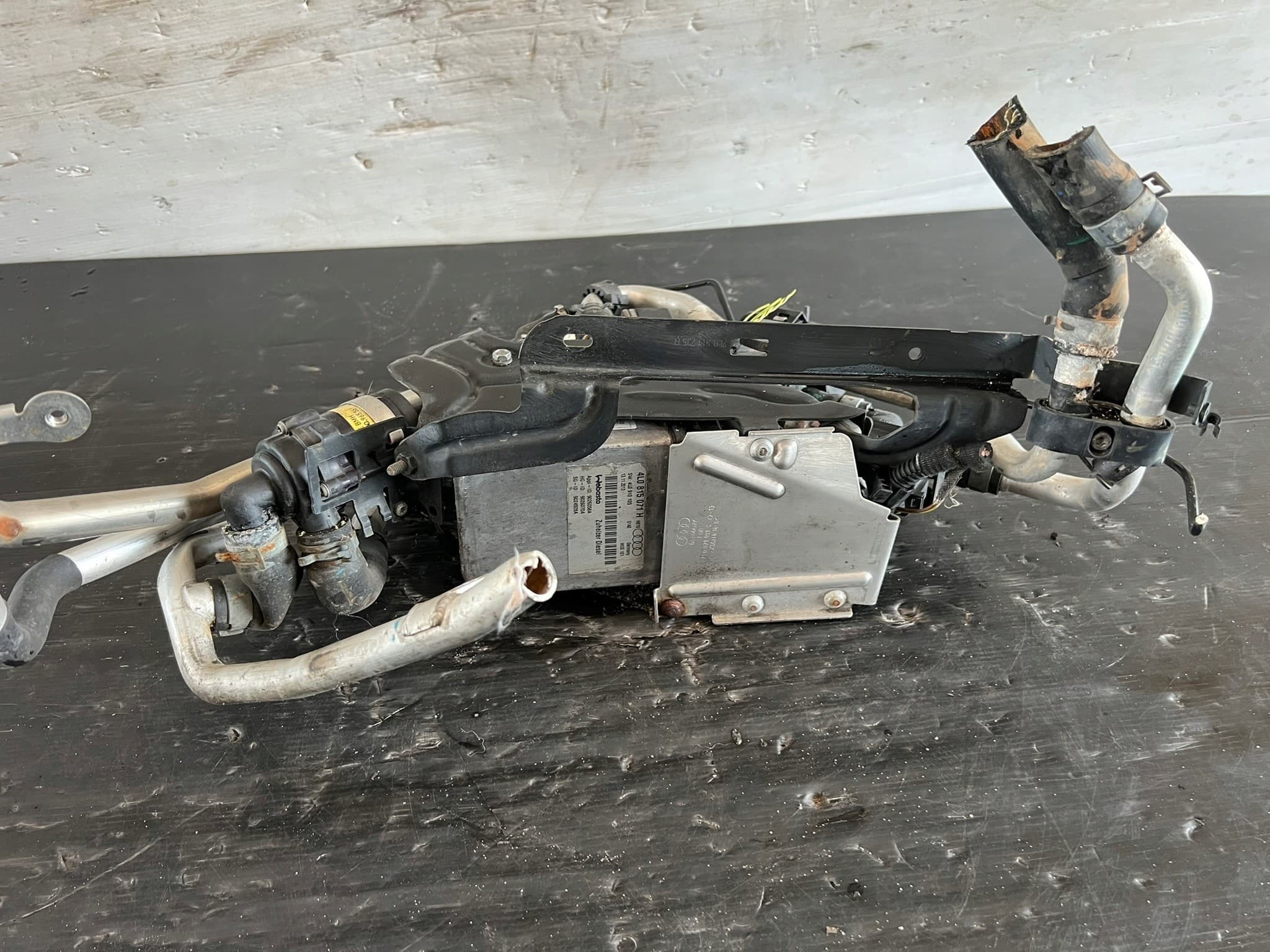 Calefactor estacionario Webasto Audi Q7 4L 4L0815071H usado 7