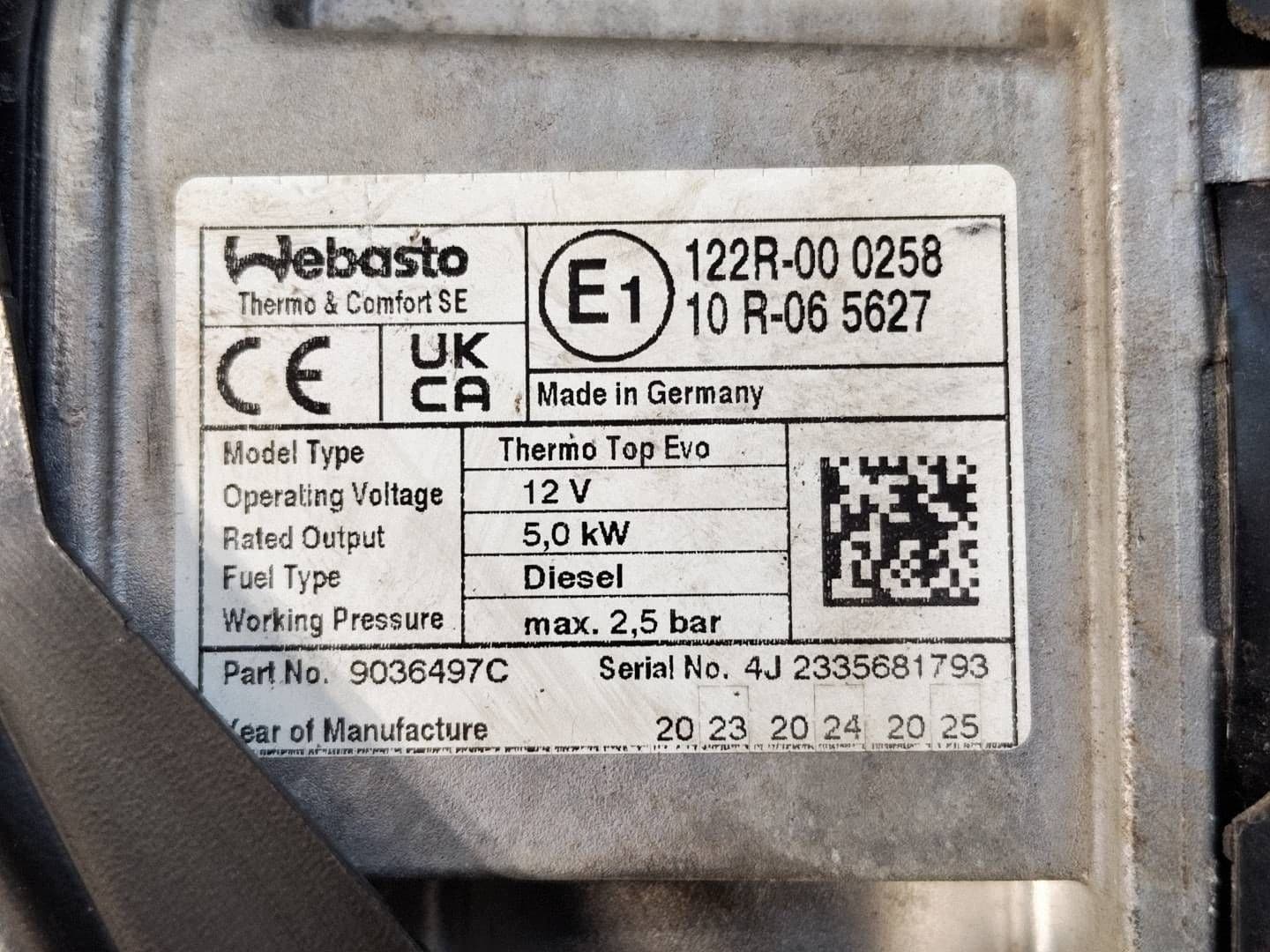 Calefactor estacionario Webasto 32289975 para Volvo V90 usado 8