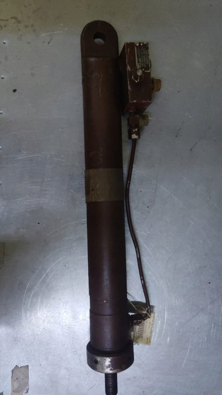 Cilindro de elevación de cabina Jelcz CJ1S50/000 nuevo