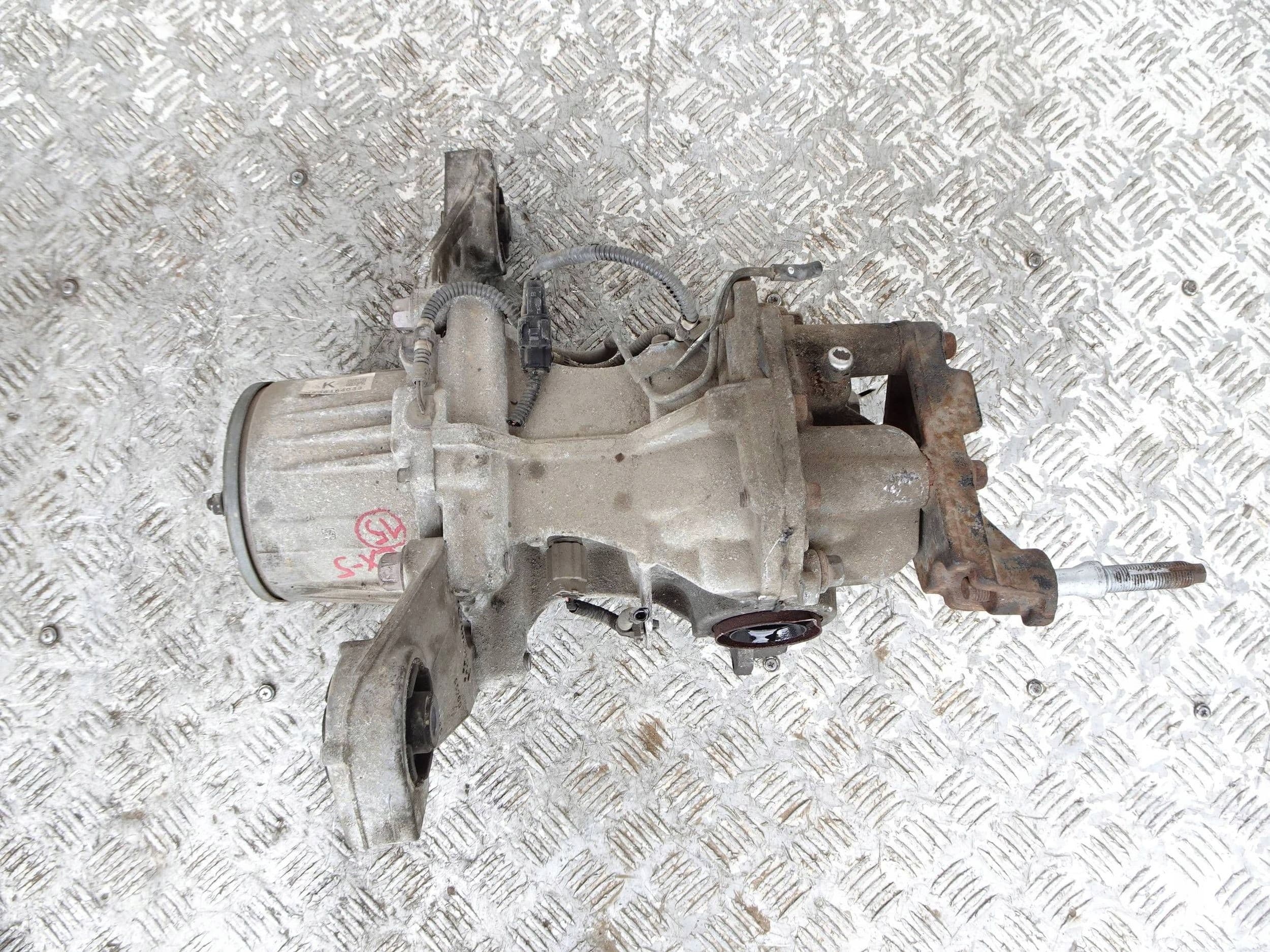 Puente trasero Mazda Cx-5 12-17r. 5F120610J usado 2
