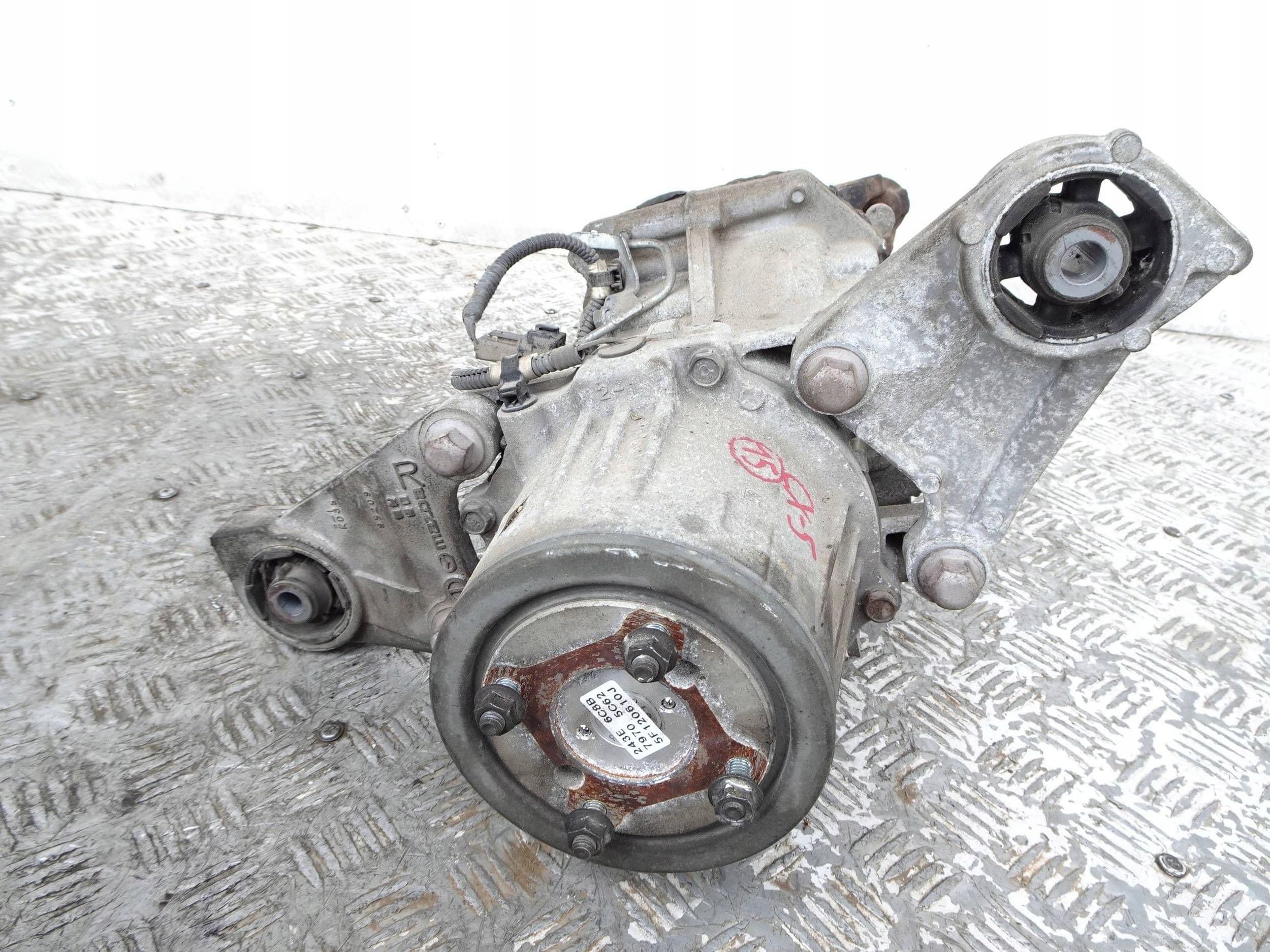 Puente trasero Mazda Cx-5 12-17r. 5F120610J usado 3