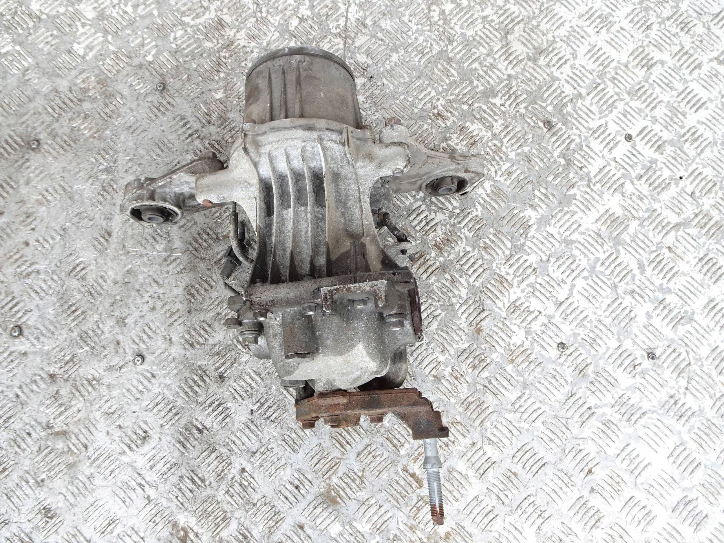 Puente trasero Mazda Cx-5 12-17r. 5F120610J usado 5