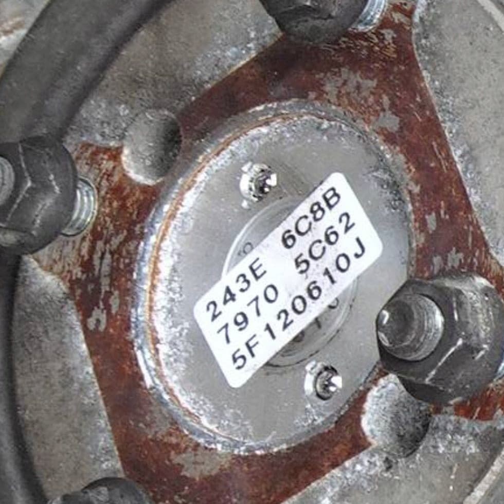 Puente trasero Mazda Cx-5 12-17r. 5F120610J usado 7