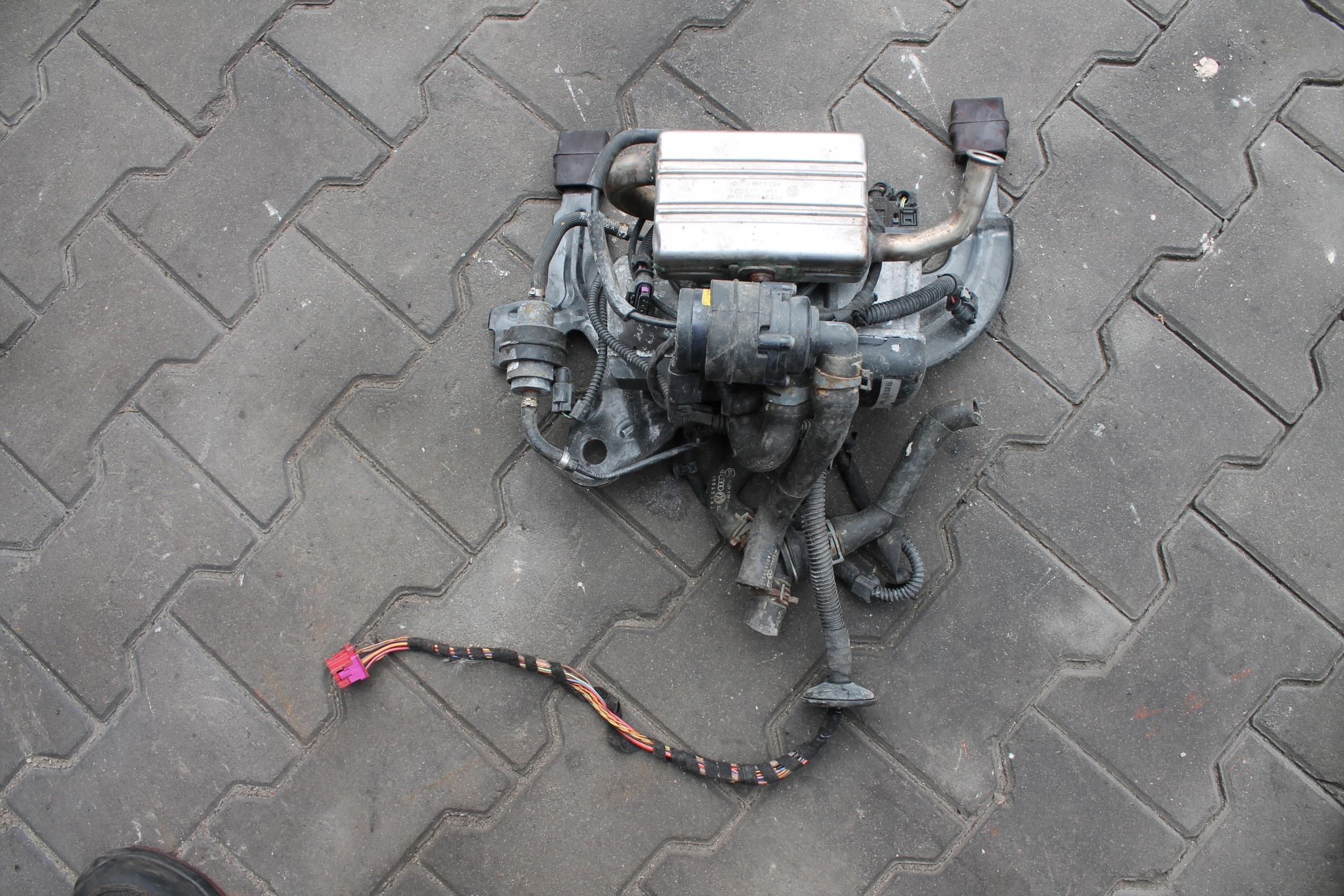 Calefactor estacionario Webasto VW T6 7E0815071E usado 3
