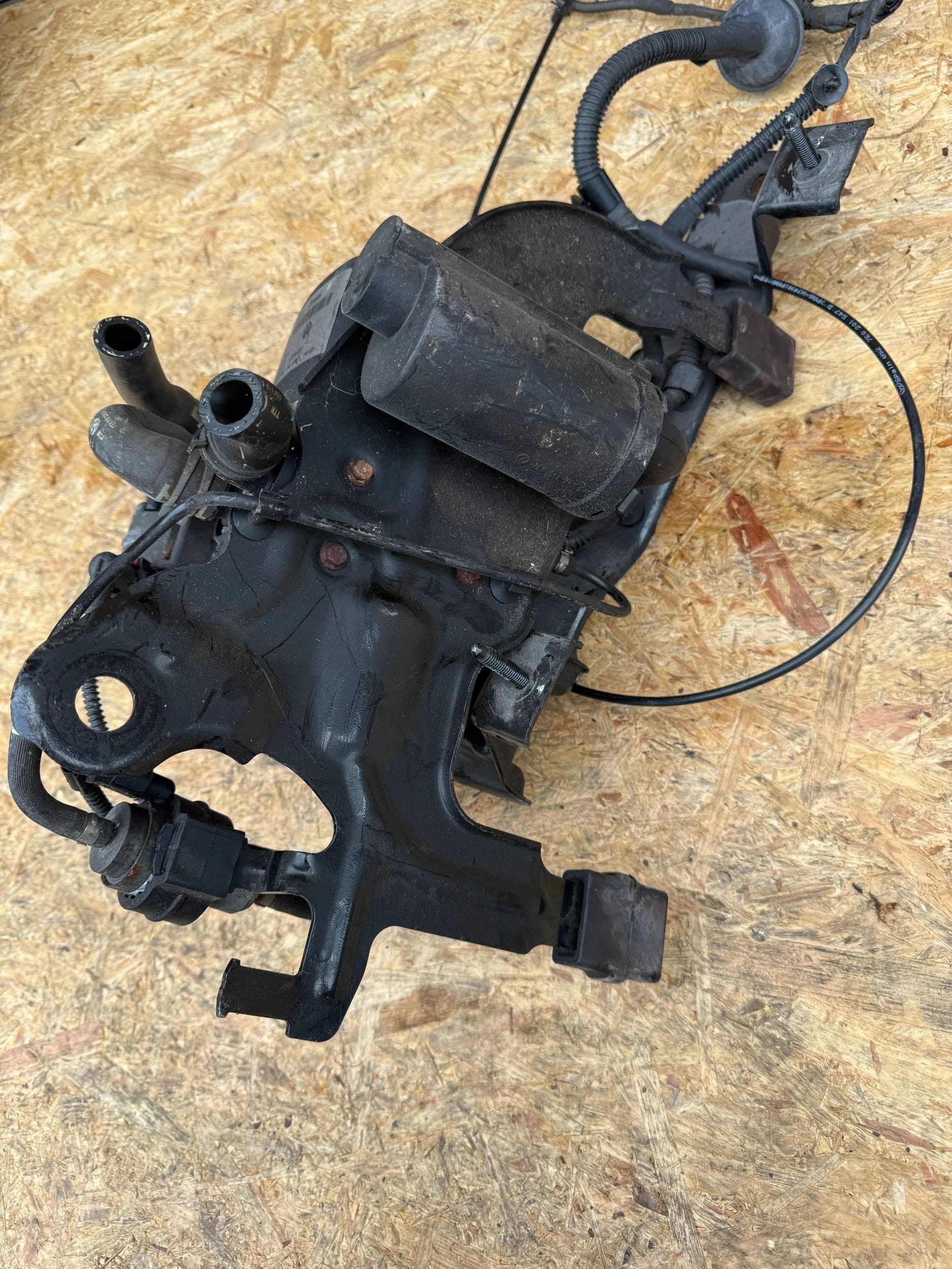 Calefactor estacionario Webasto VW T6 7E0815071E usado 3