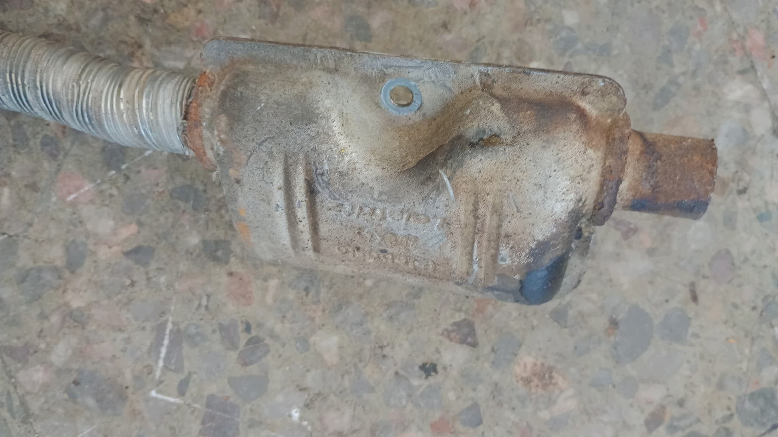 Silenciador Webasto para Nissan Terrano II usado 5