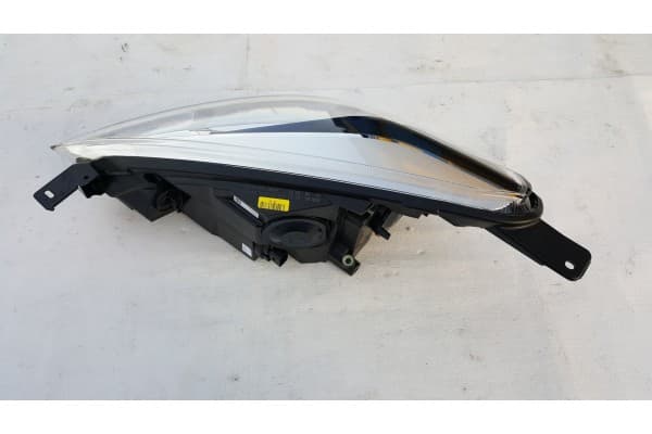 Faro Derecho Ford Fiesta MK8 Original nuevo 3