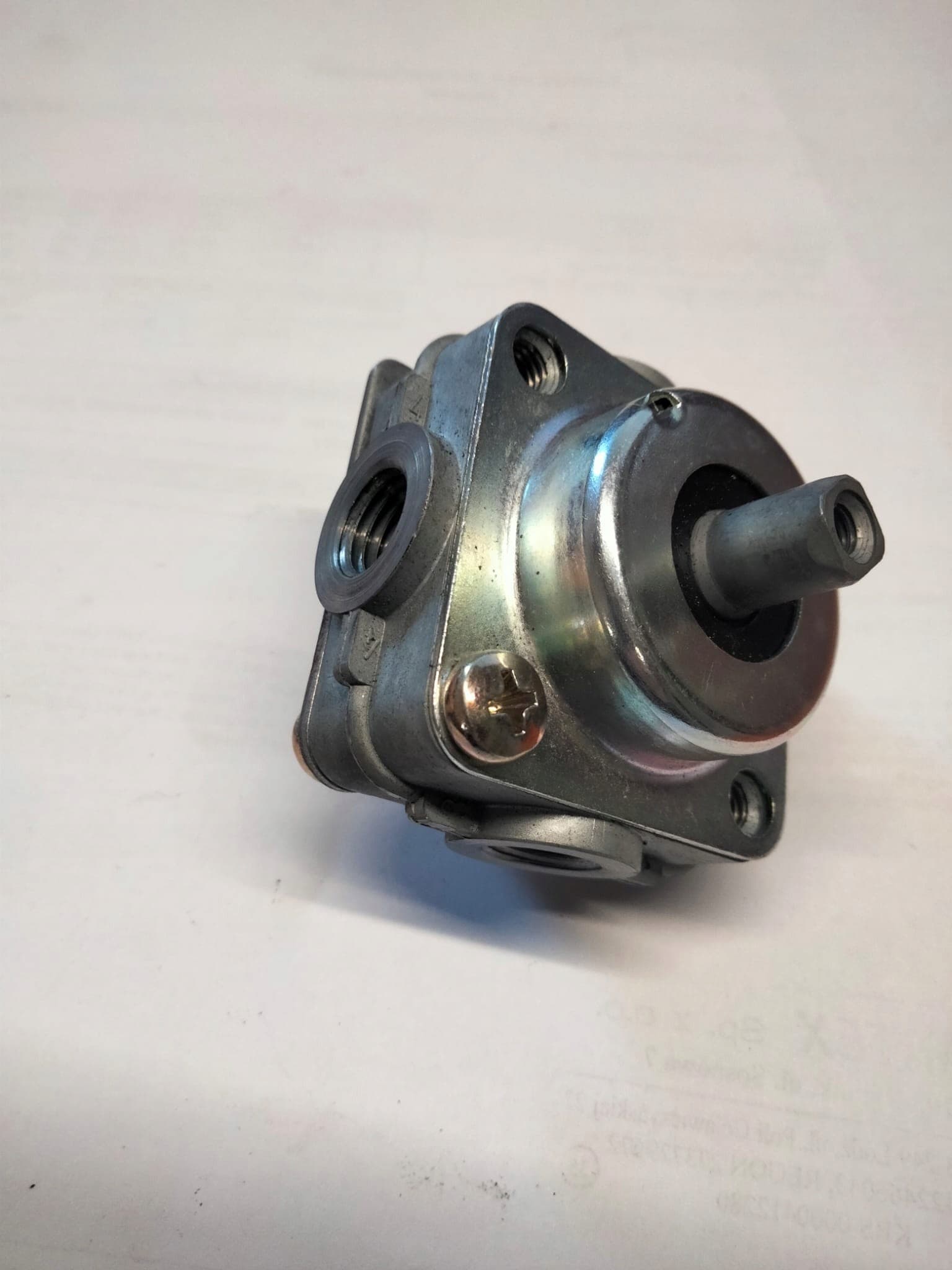 Válvula multivía Wabco 9520030320 nuevo 3