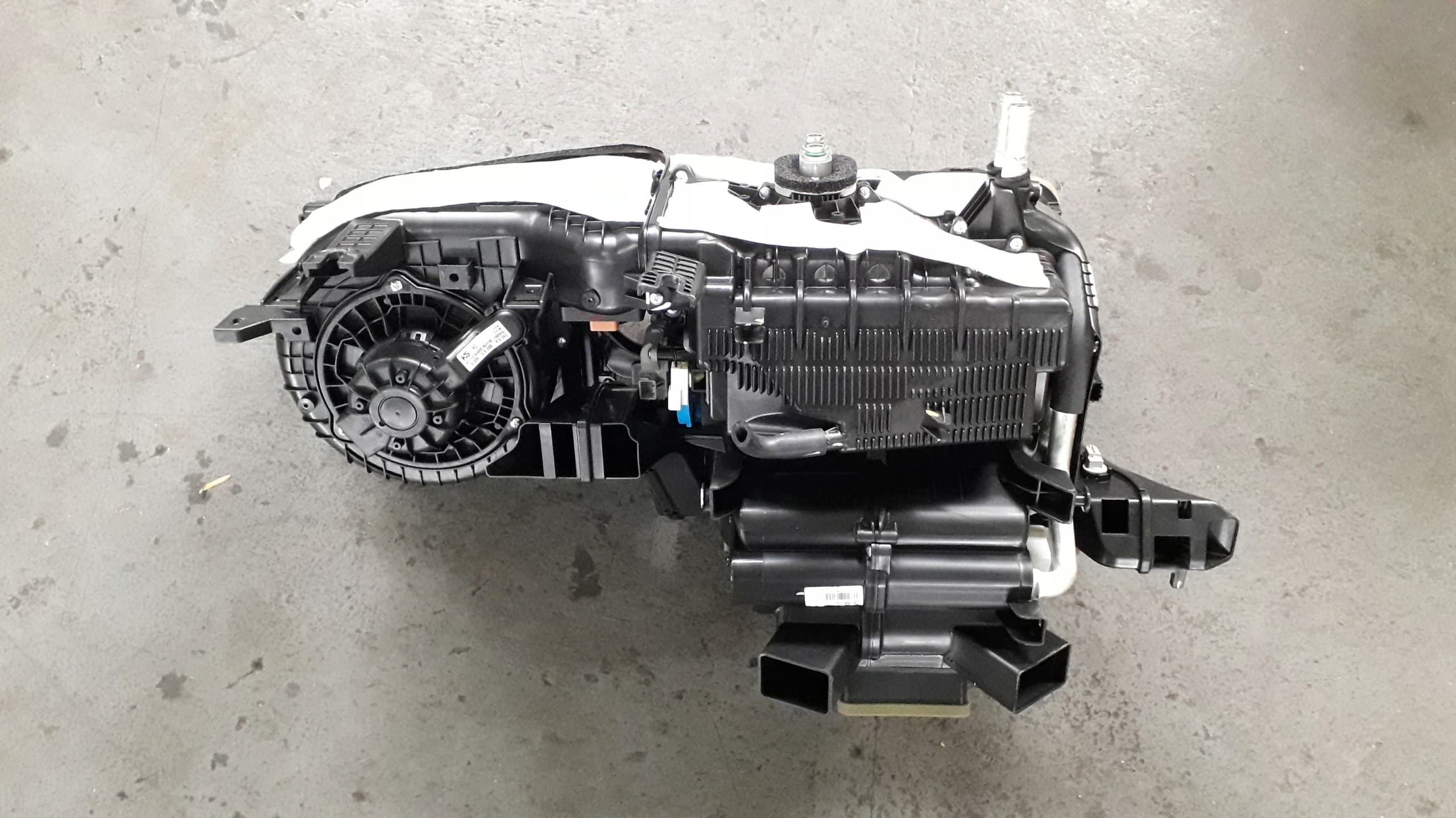 Calefactor Completo Hyundai I30 Iii 20R 1.5T 48V nuevo 2