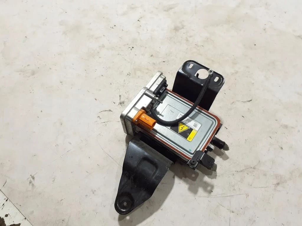 Calentador de Bloque de Motor Polestar 2 2022 32352951 usado