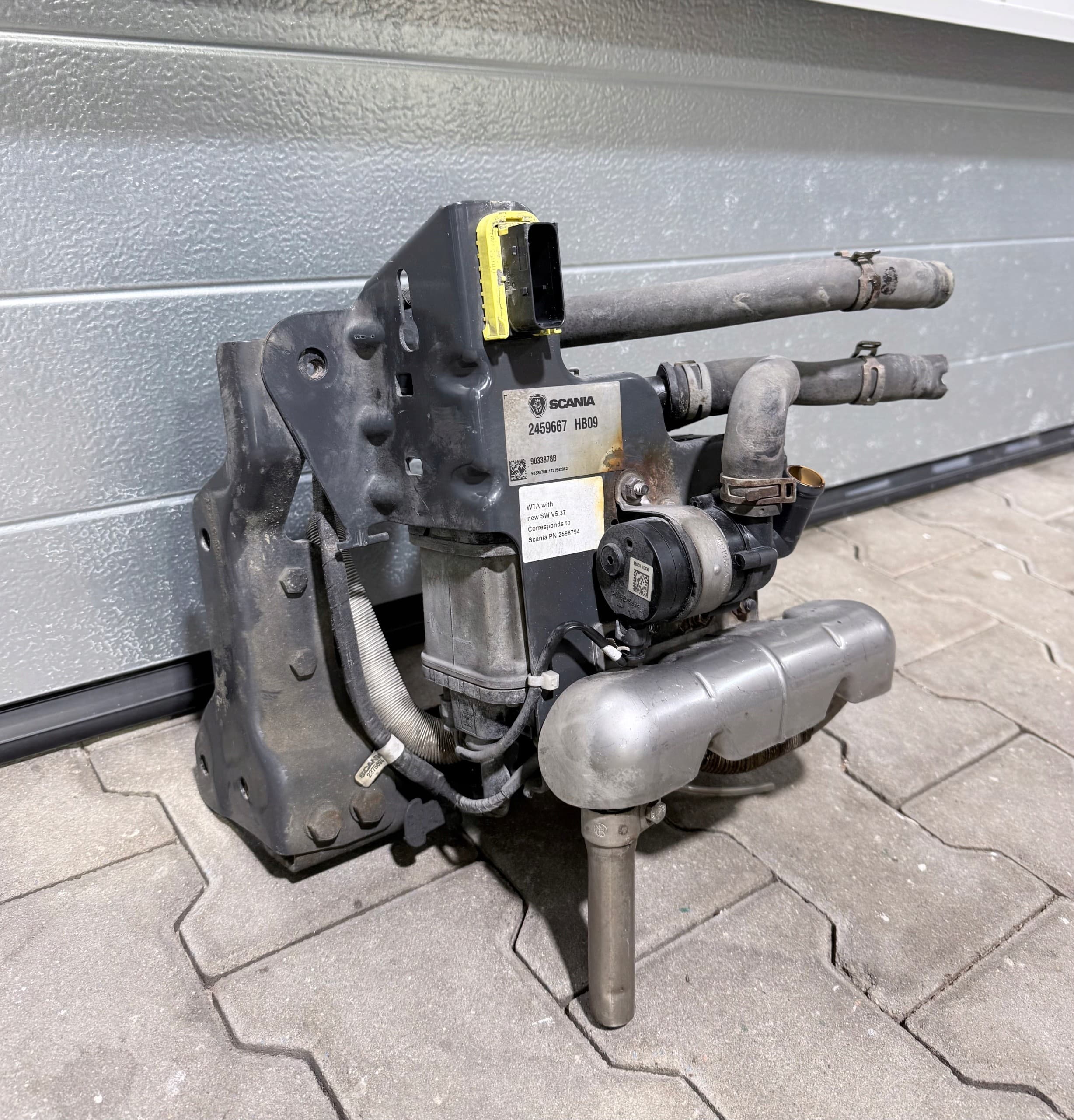 Calefactor estacionario Webasto para Scania 2459667 usado 3