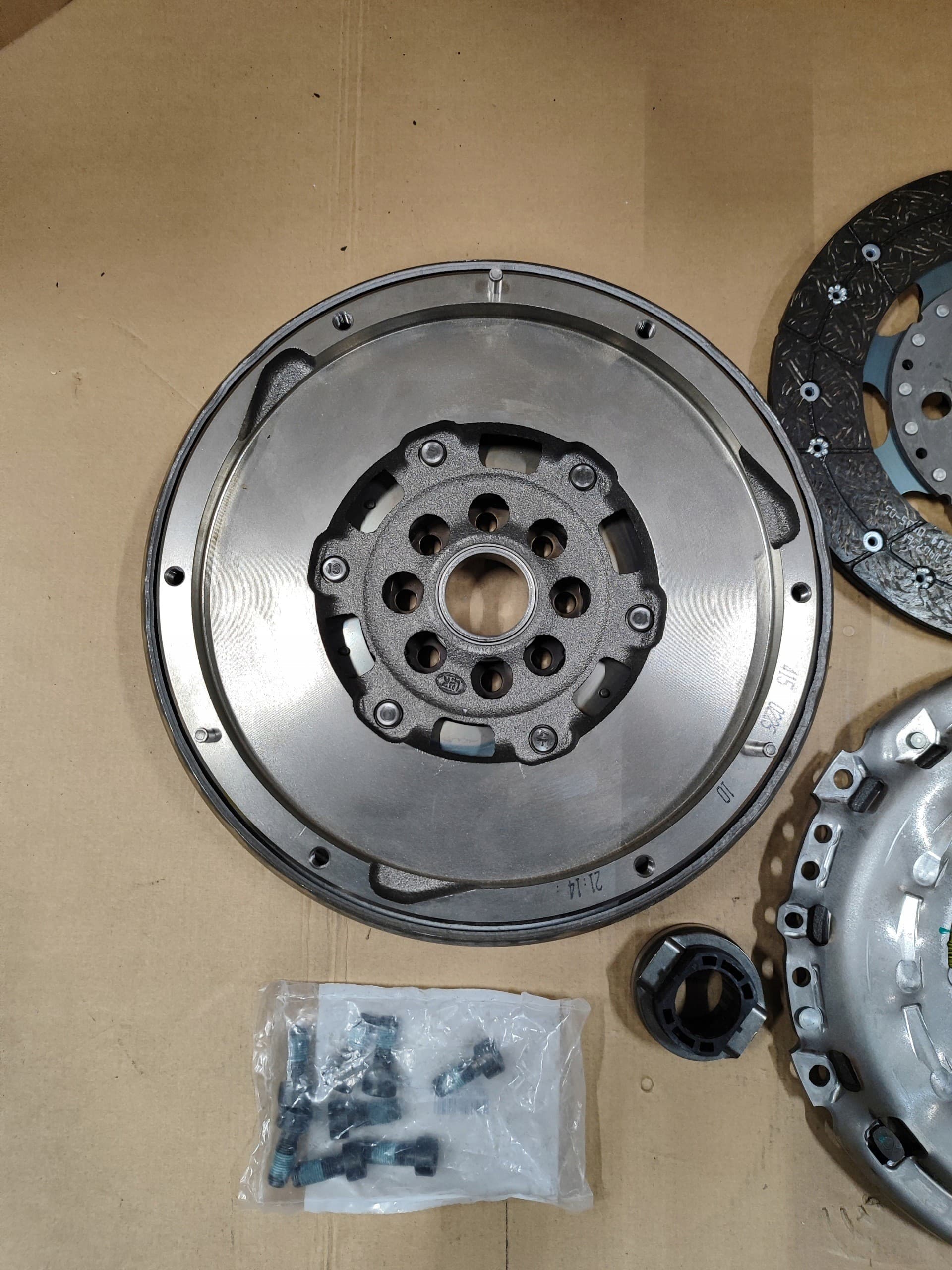 Kit de Embrague Schaeffler LuK 600 0140 00 nuevo 2