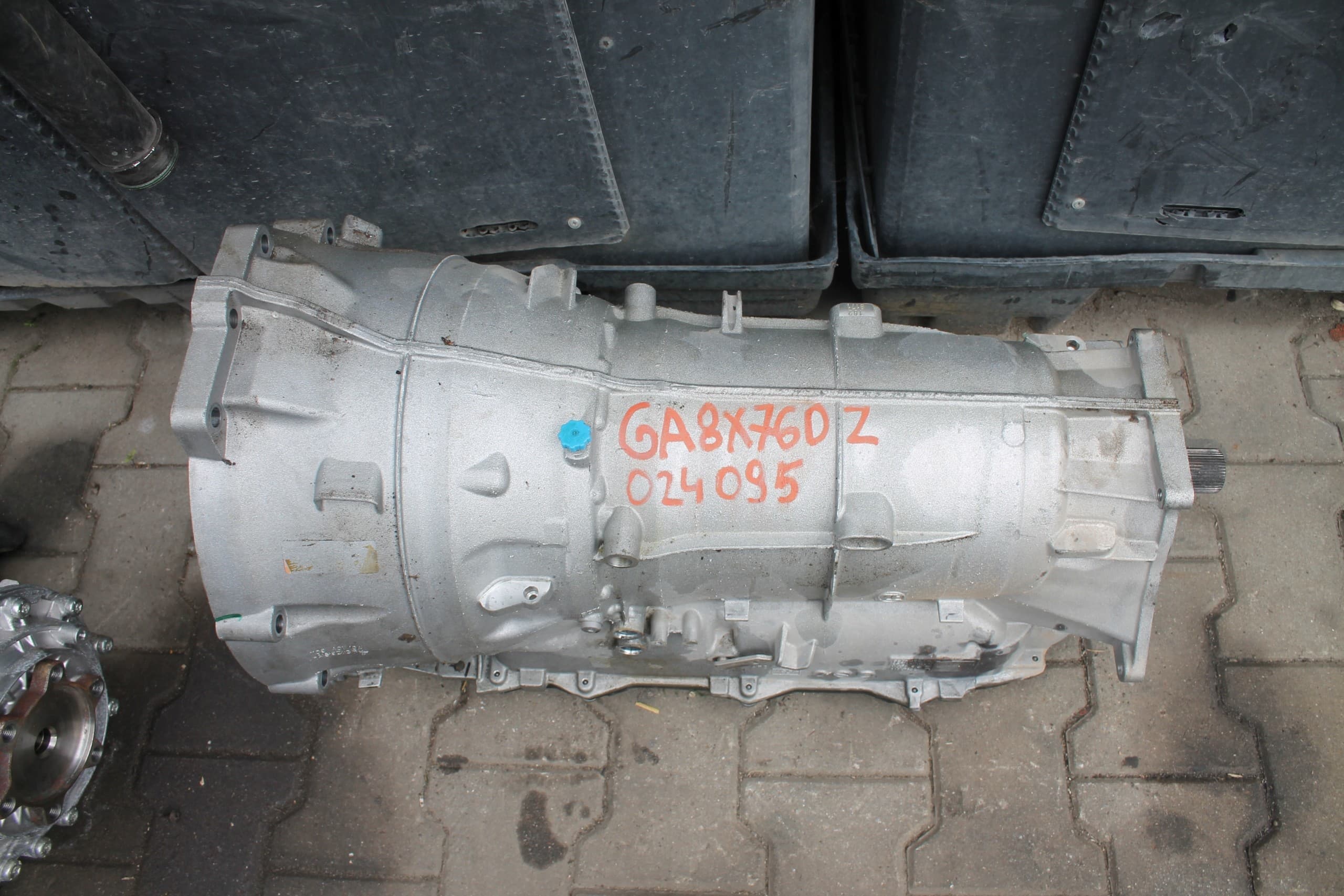 Caja de Cambios BMW GA8X76DZ 024095 usado