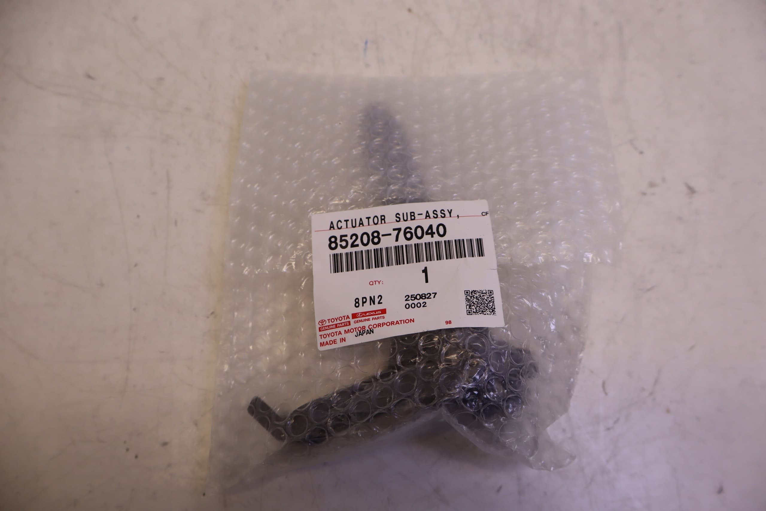 Lavafaros Delantero Izquierdo Lexus UX 250H 85208-76040 nuevo
