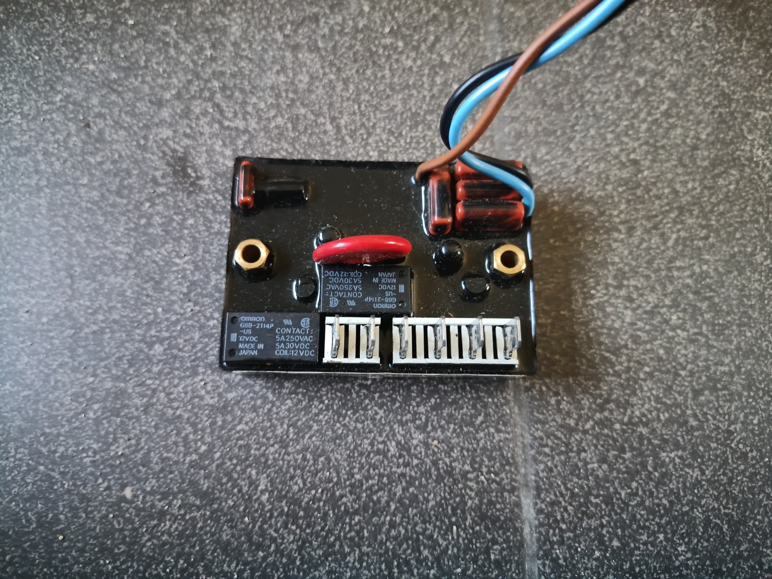 Detector de fase Carrier Vector 1800 usado