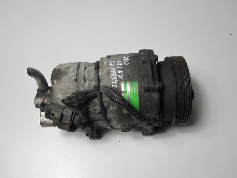 Compresor de aire acondicionado Valeo SD7V16 11 kg nuevo 7