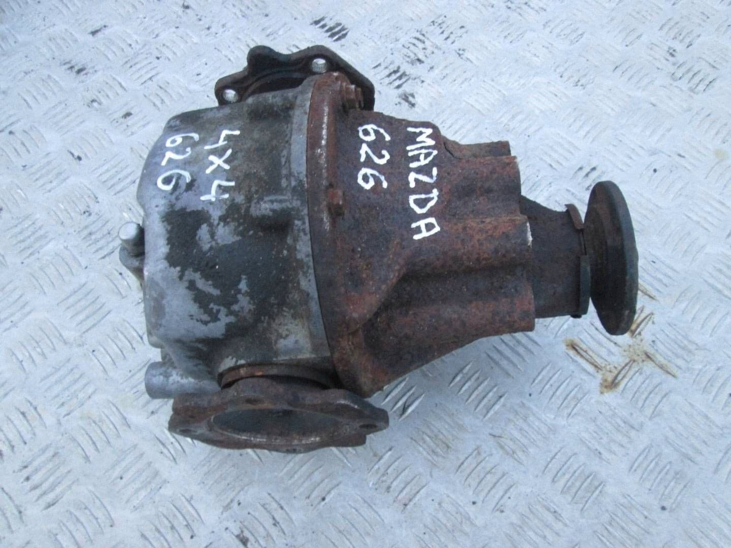 Diferencial trasero Mazda 626 4x4 Szpera 1.8 usado