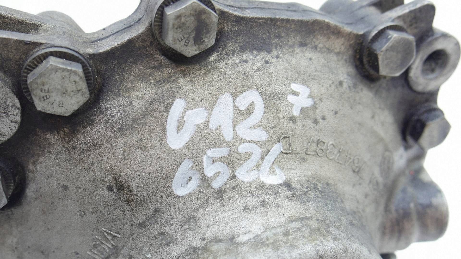Puente delantero diferencial delantero BMW G11 G12 7647388 usado 6