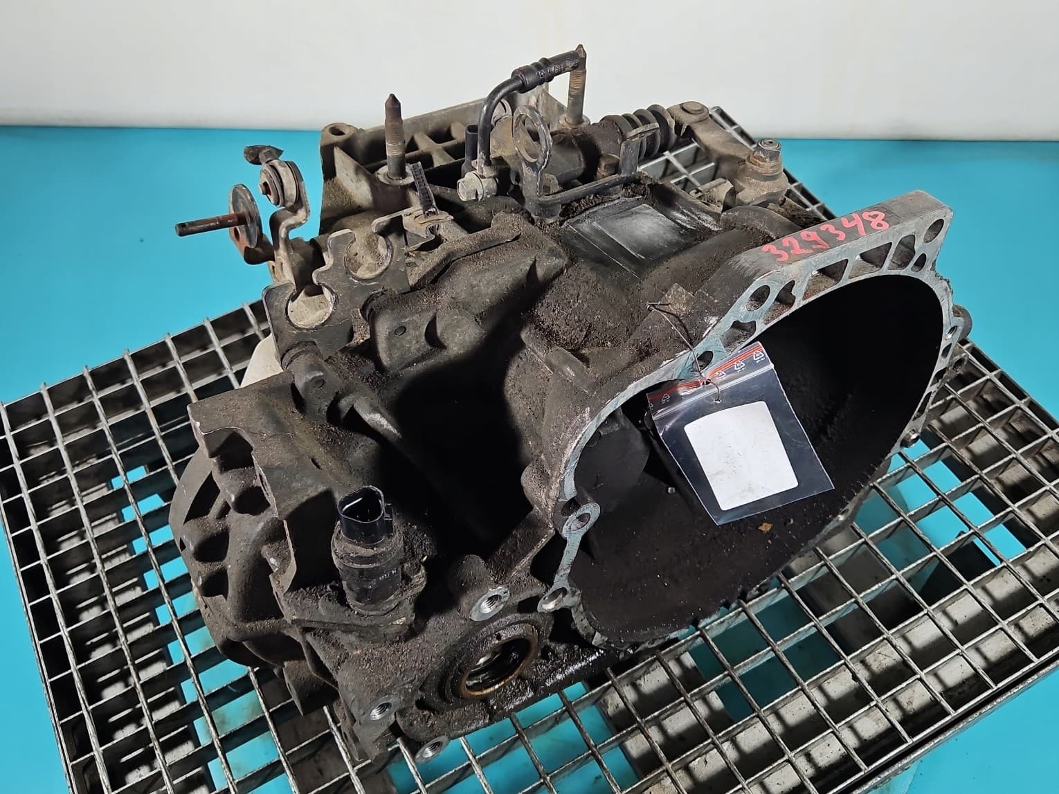 Caja de Cambios Manual L5 Kia Carens II 2.0 16V Cvvt usado