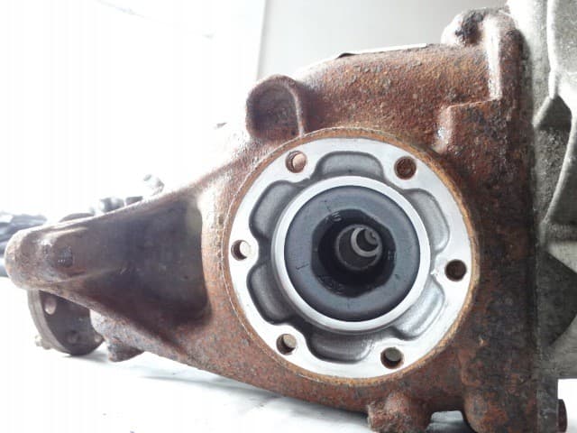 Diferencial Original BMW 4.10 para E90 E87 318i 118i usado 5