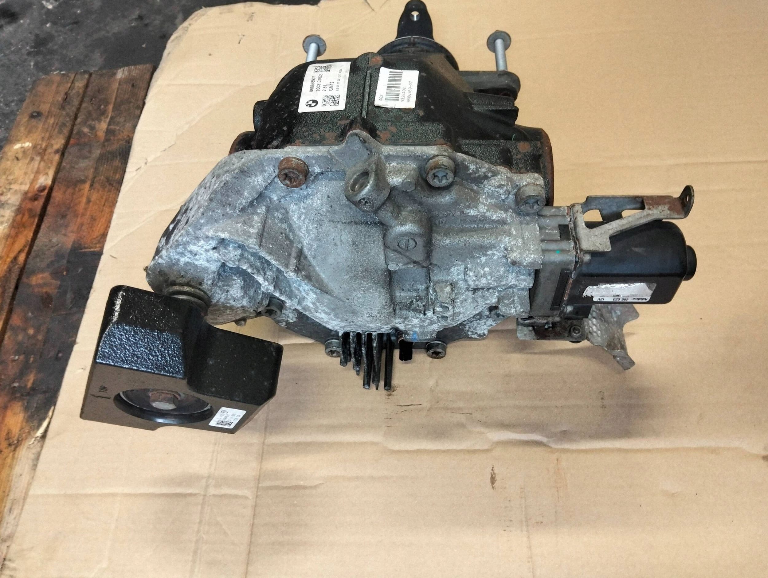 Diferencial Trasero BMW Serie 3 G20 G21 8686989 2.81 usado 2