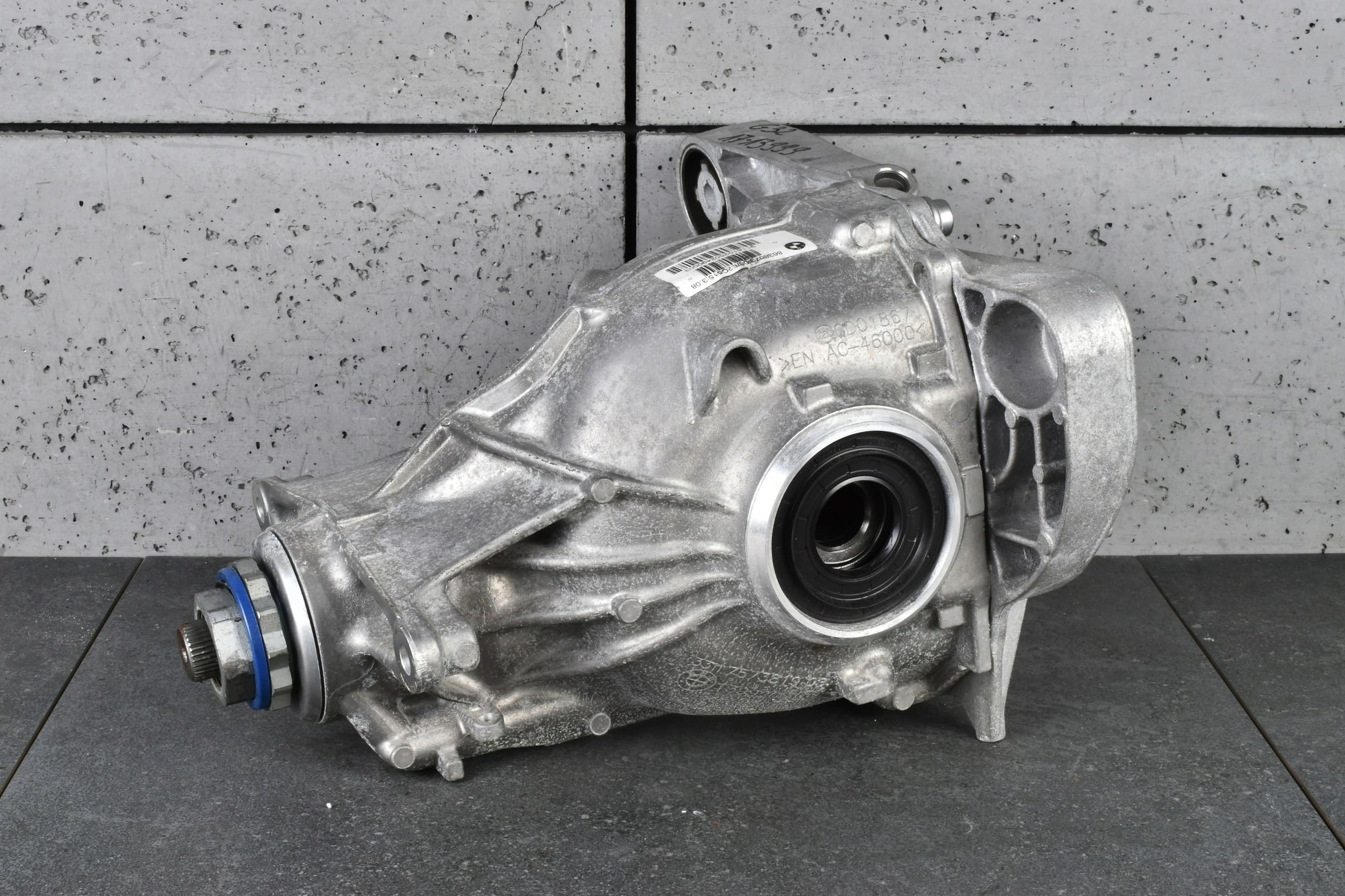Diferencial trasero BMW 6 G32 7 G11 G12 3.08 8638073 B58 usado