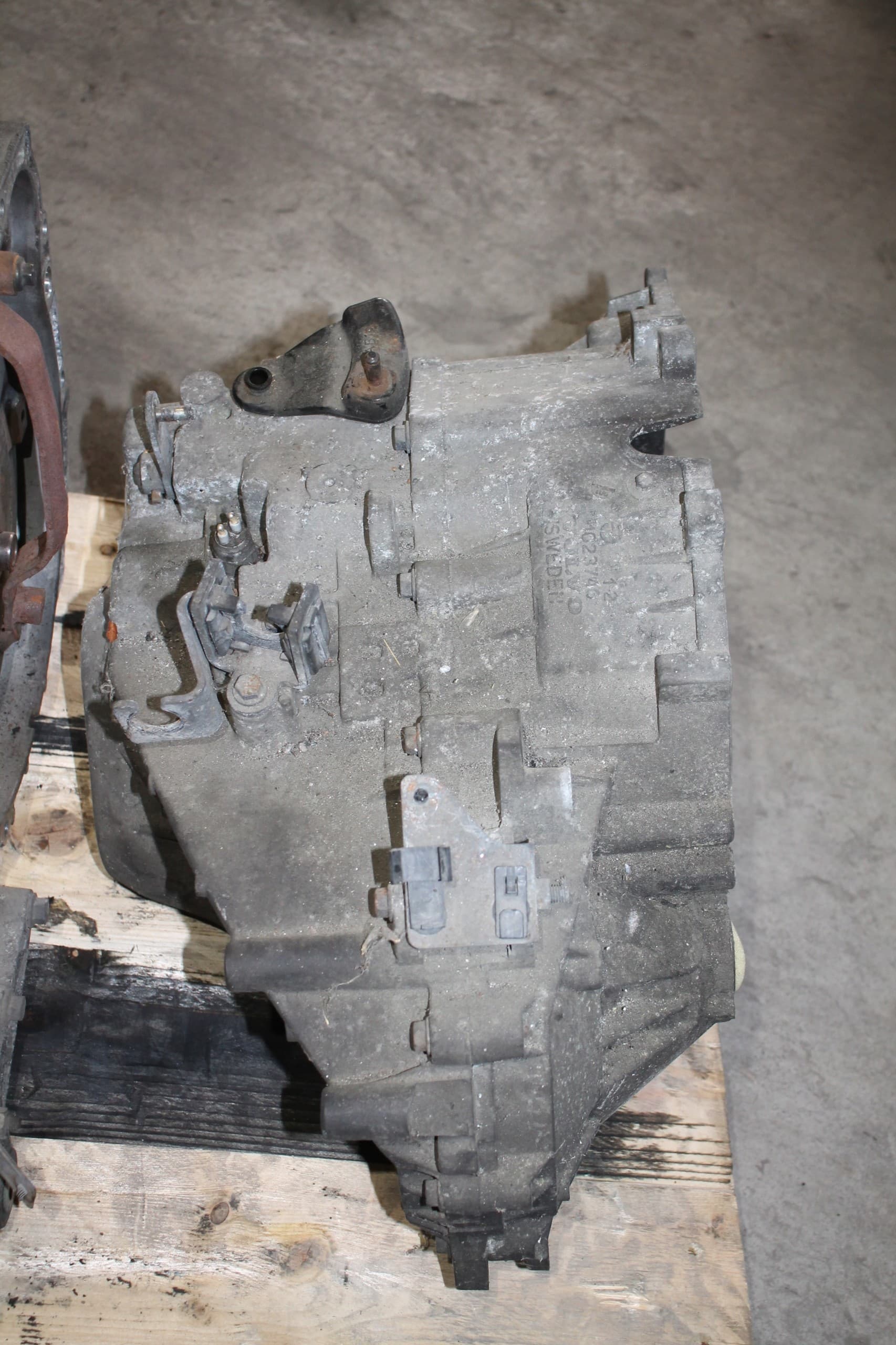 Caja de Cambios Manual para Volvo V70 S60 S80 2.4T B5244T3 usado 2