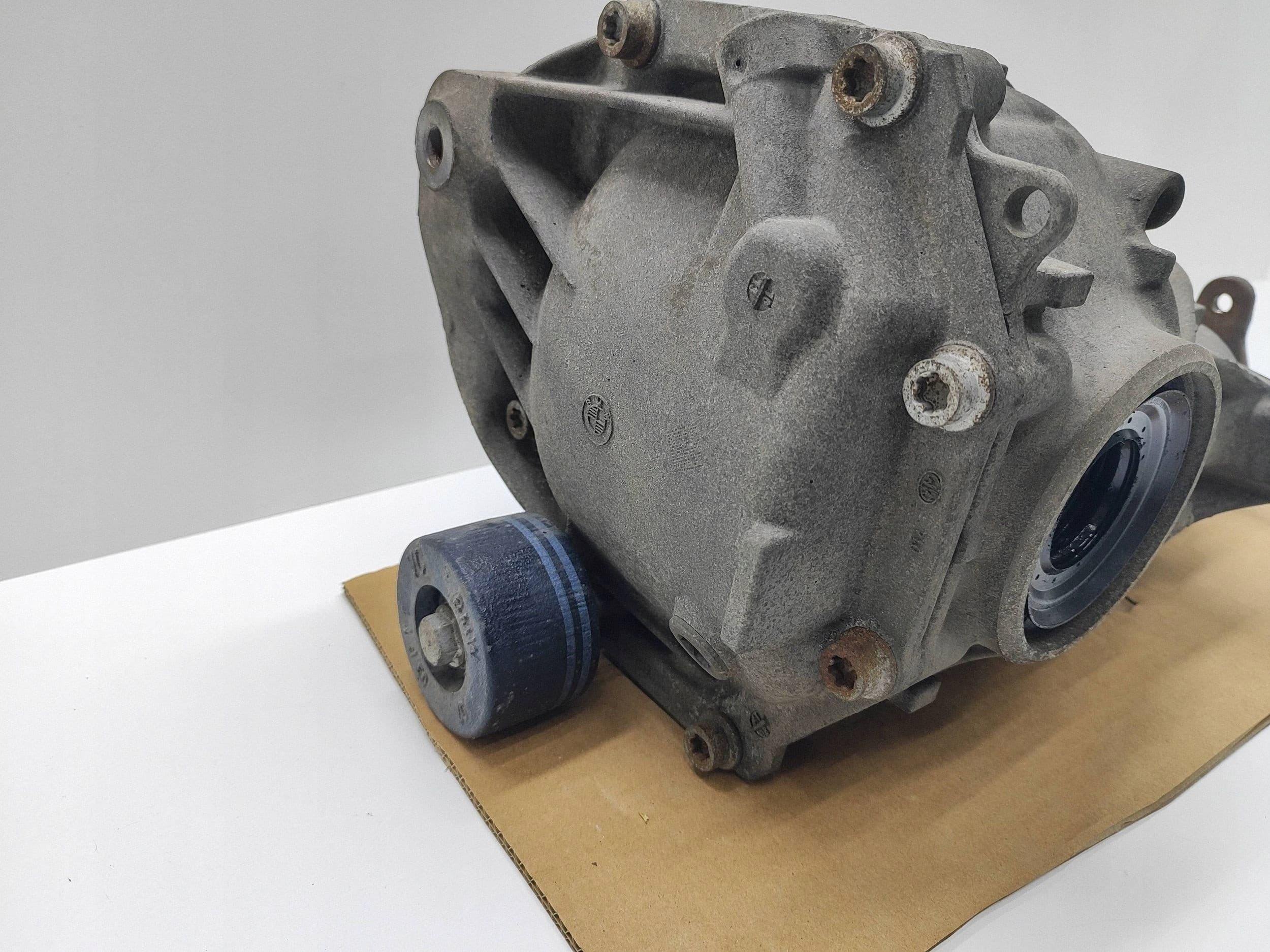 Diferencial Trasero BMW Serie 5 F10 F11 7630816 usado 4