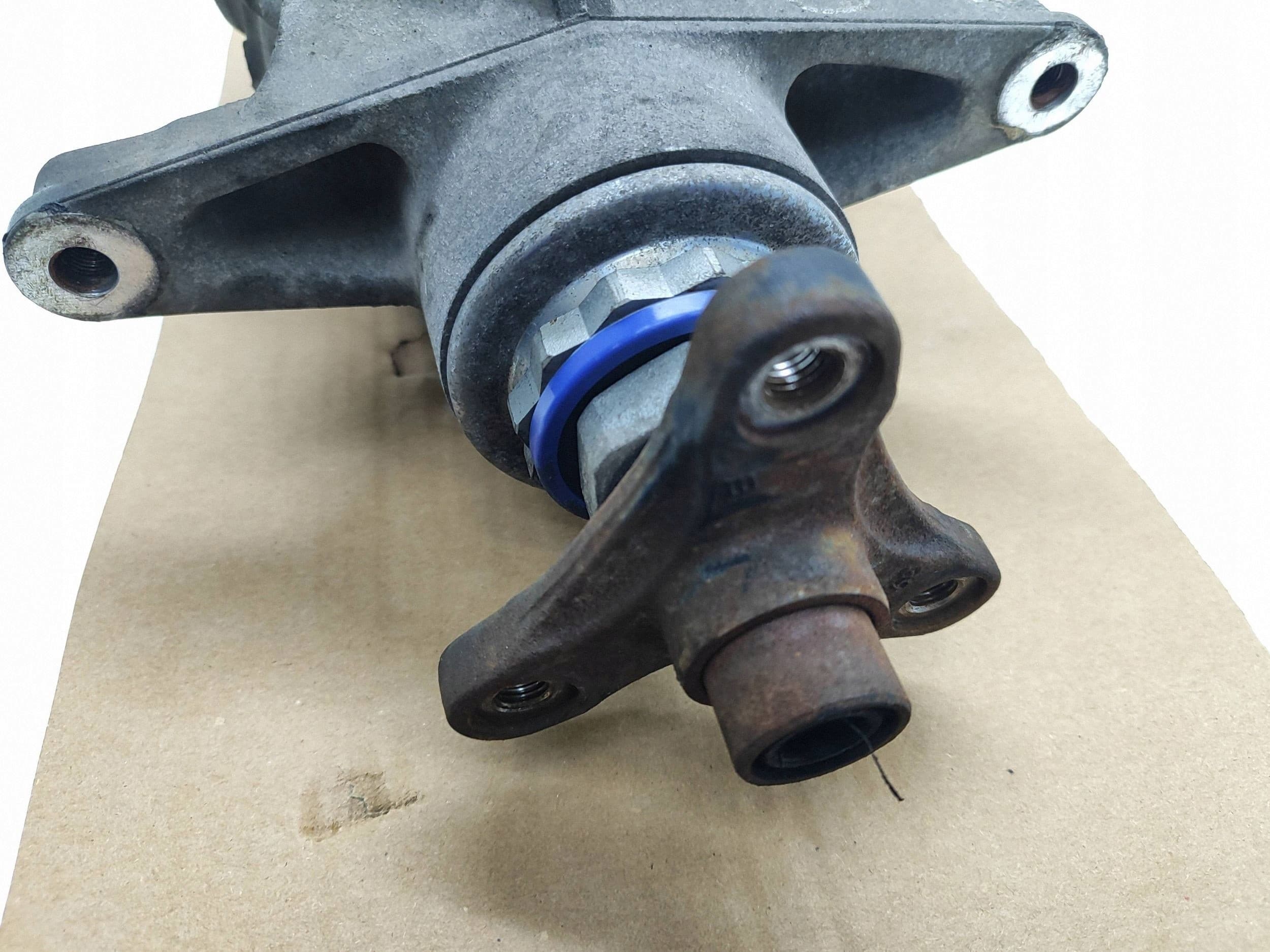 Diferencial Trasero BMW Serie 5 F10 F11 7630816 usado 5