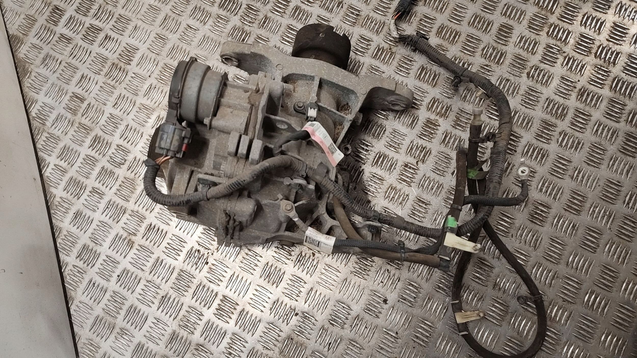 Diferencial trasero Ford Edge II 2020 K2GW4000 usado 4