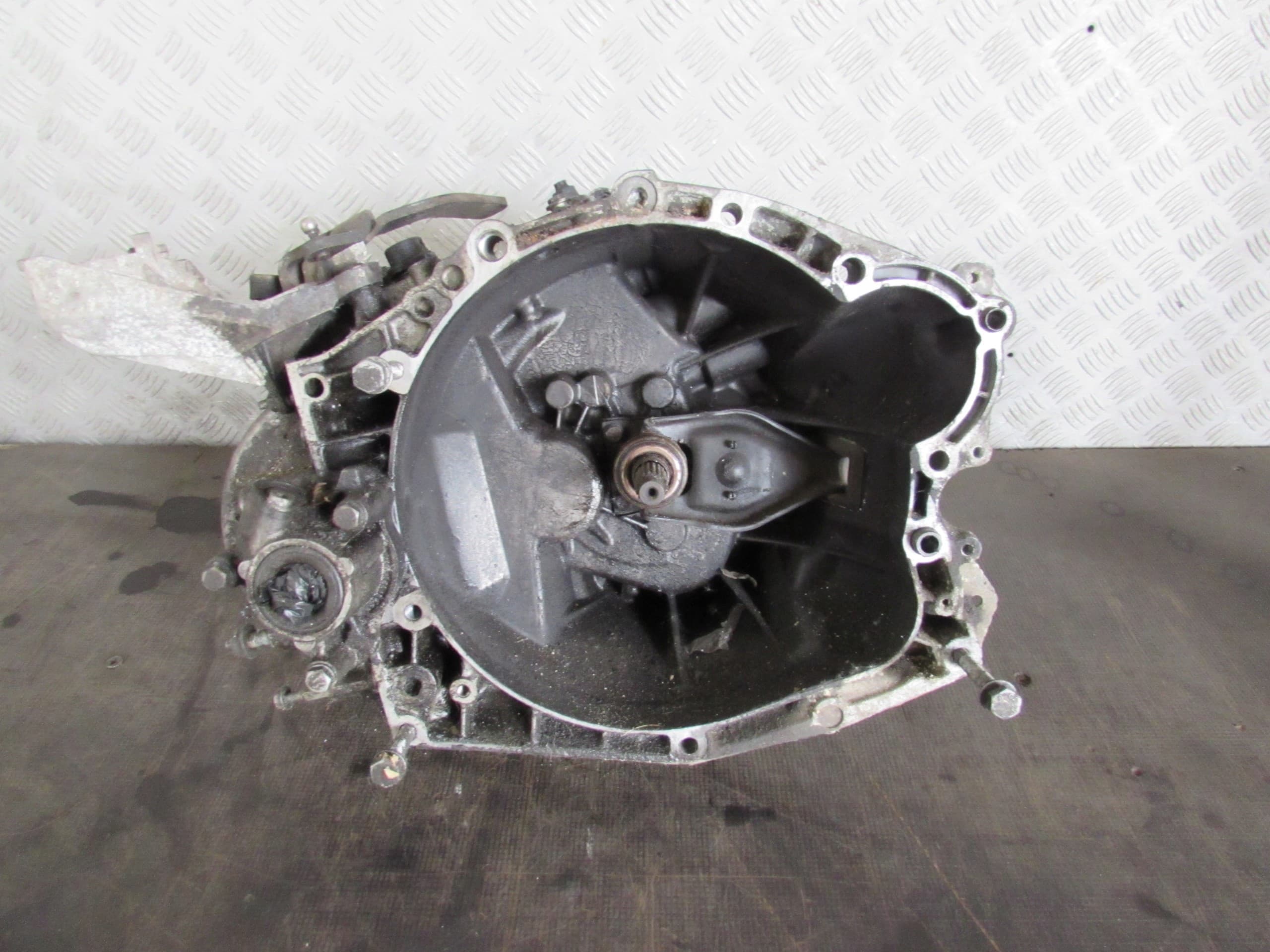 Transmisión 20DM59 Peugeot 407 2.0B 16V 04-11 usado 2
