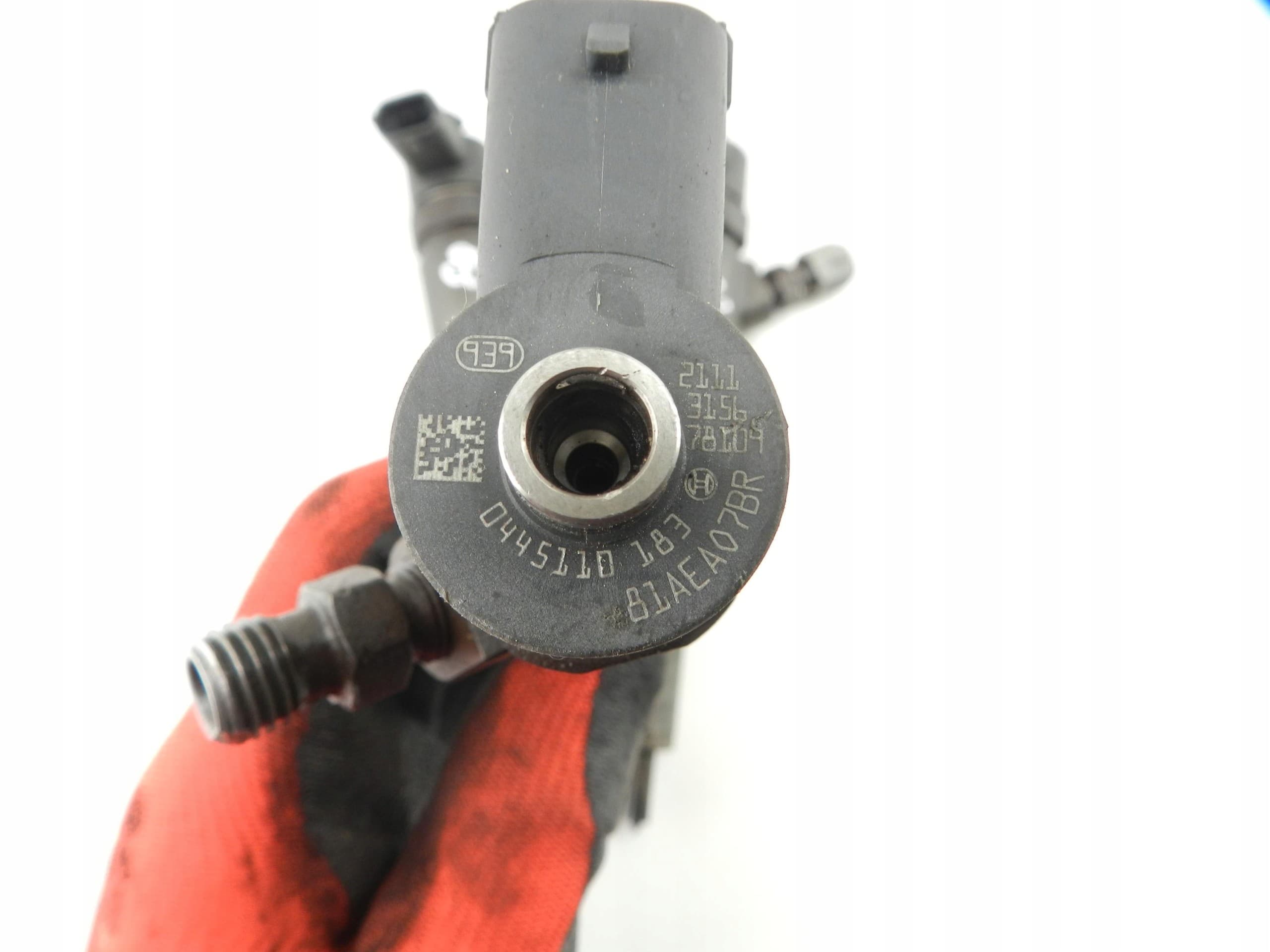 Boquilla de Inyección Bosch 0 445 110 183 nuevo 8