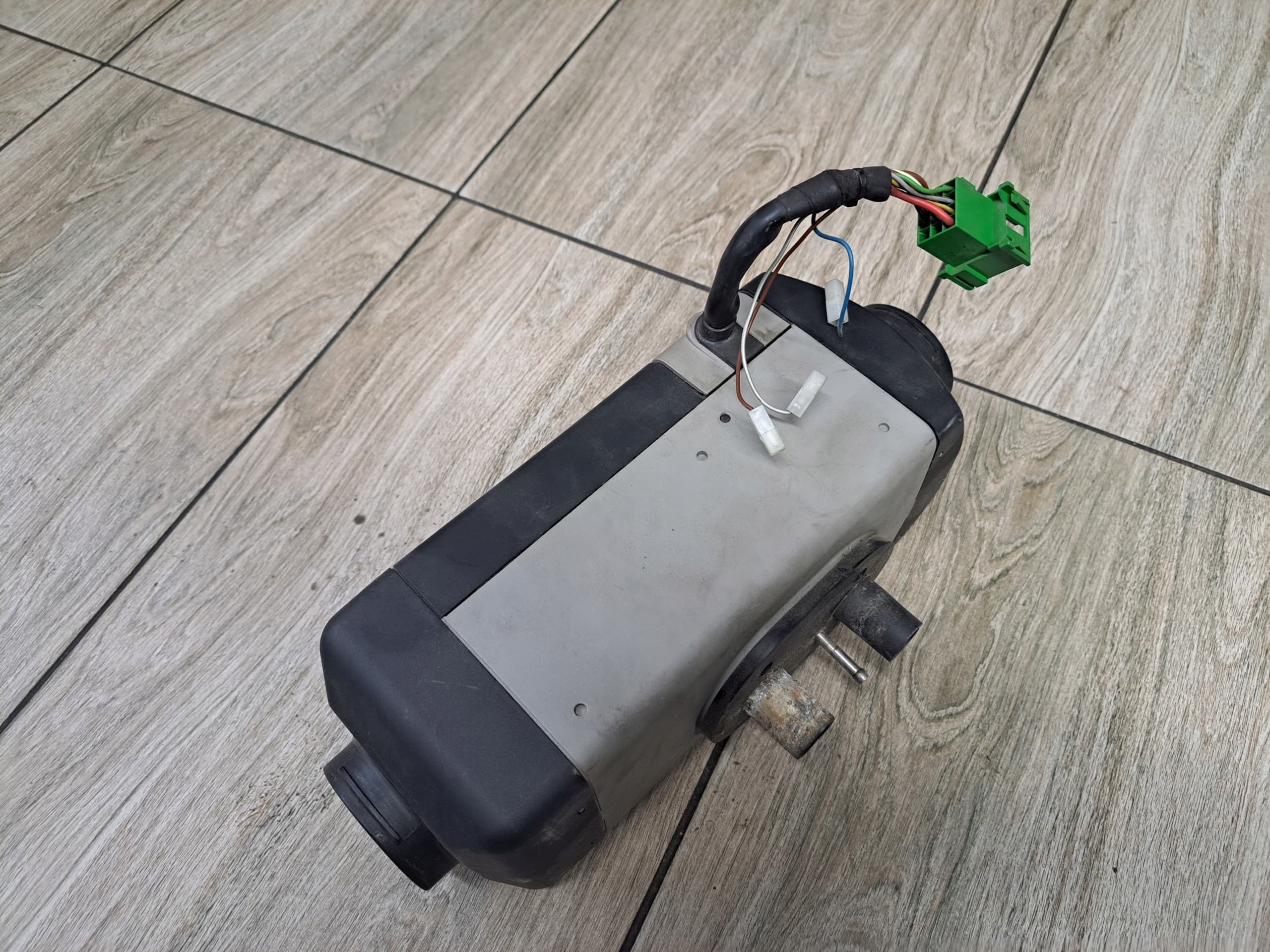 Calefactor Webasto Air Top 2000 ST para Volvo FH 13 FM 13 usado 2