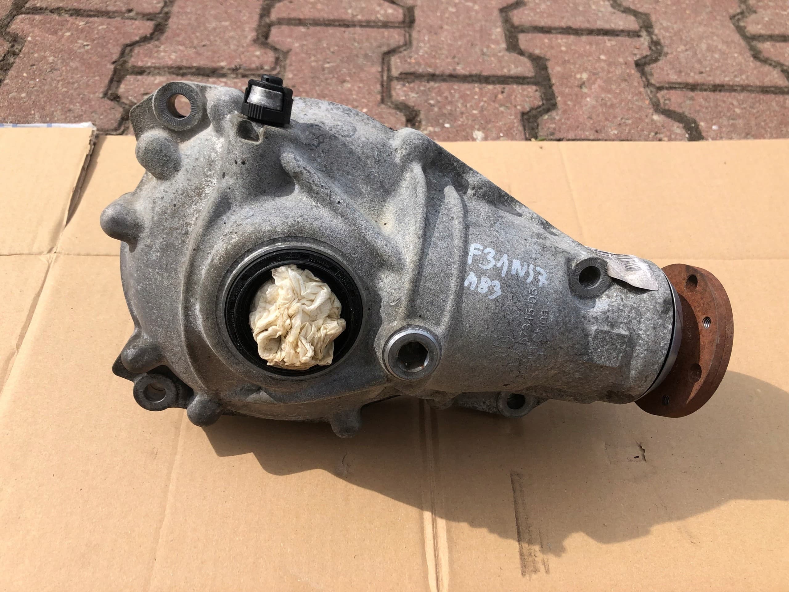 Puente delantero BMW F30 F31 F33 F36 3.23 7584519 usado