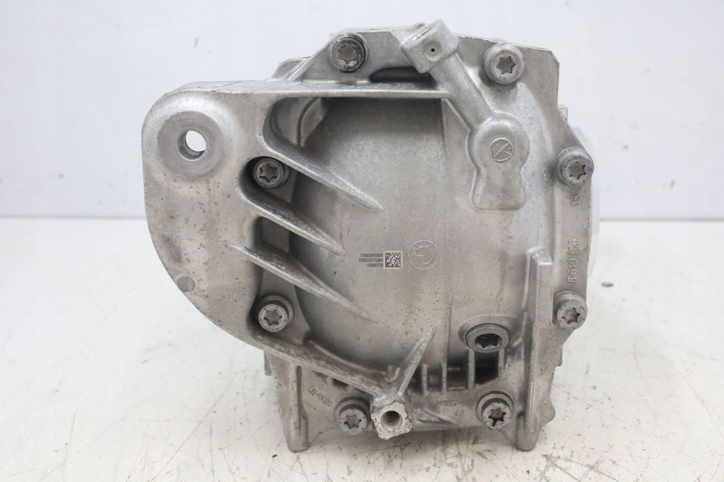 Puente diferencial trasero 9468291 BMW G30 G31 111 km usado 4