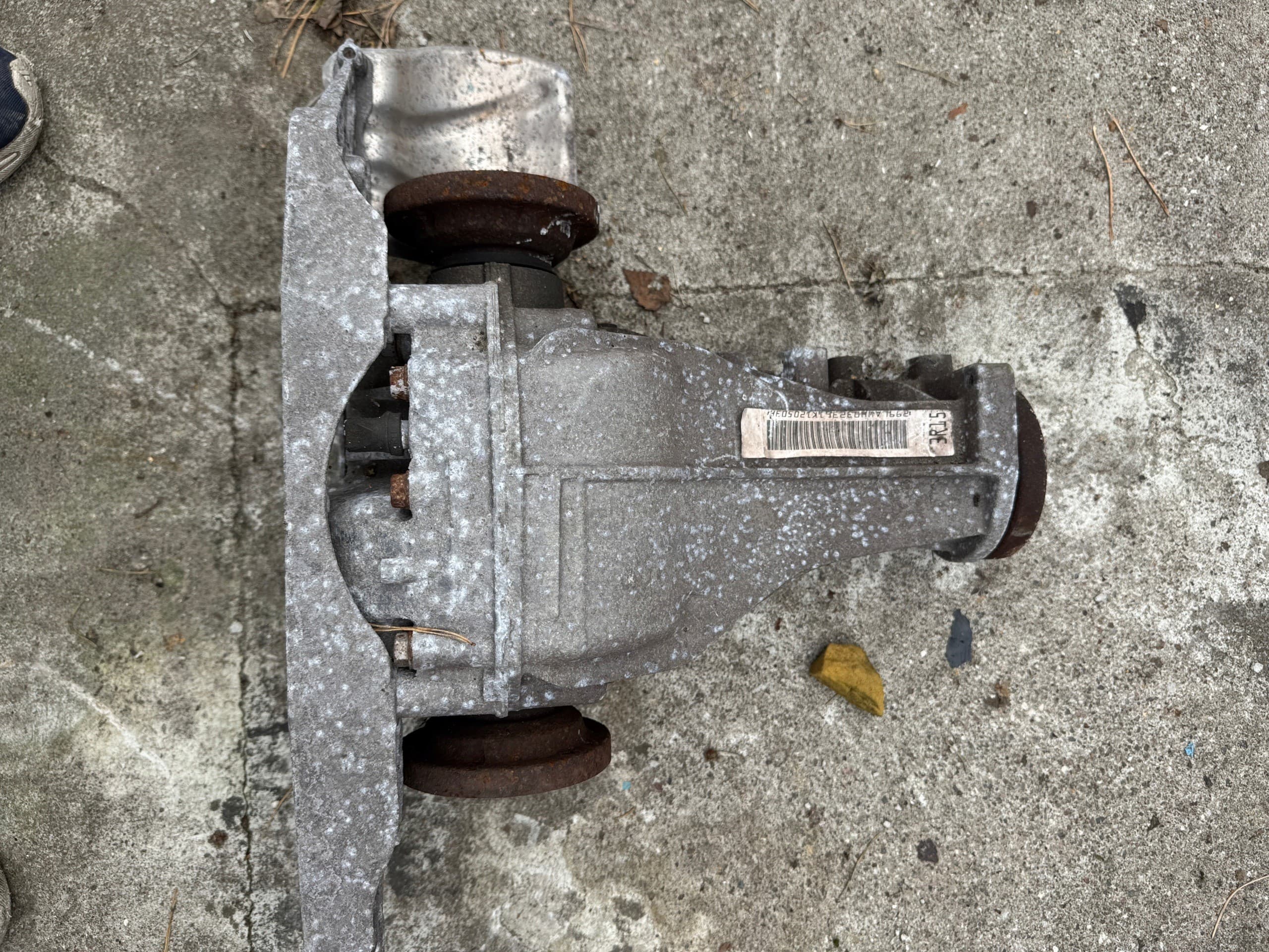 Diferencial trasero Audi Q5 SQ5 FY 0B0500043K usado 3