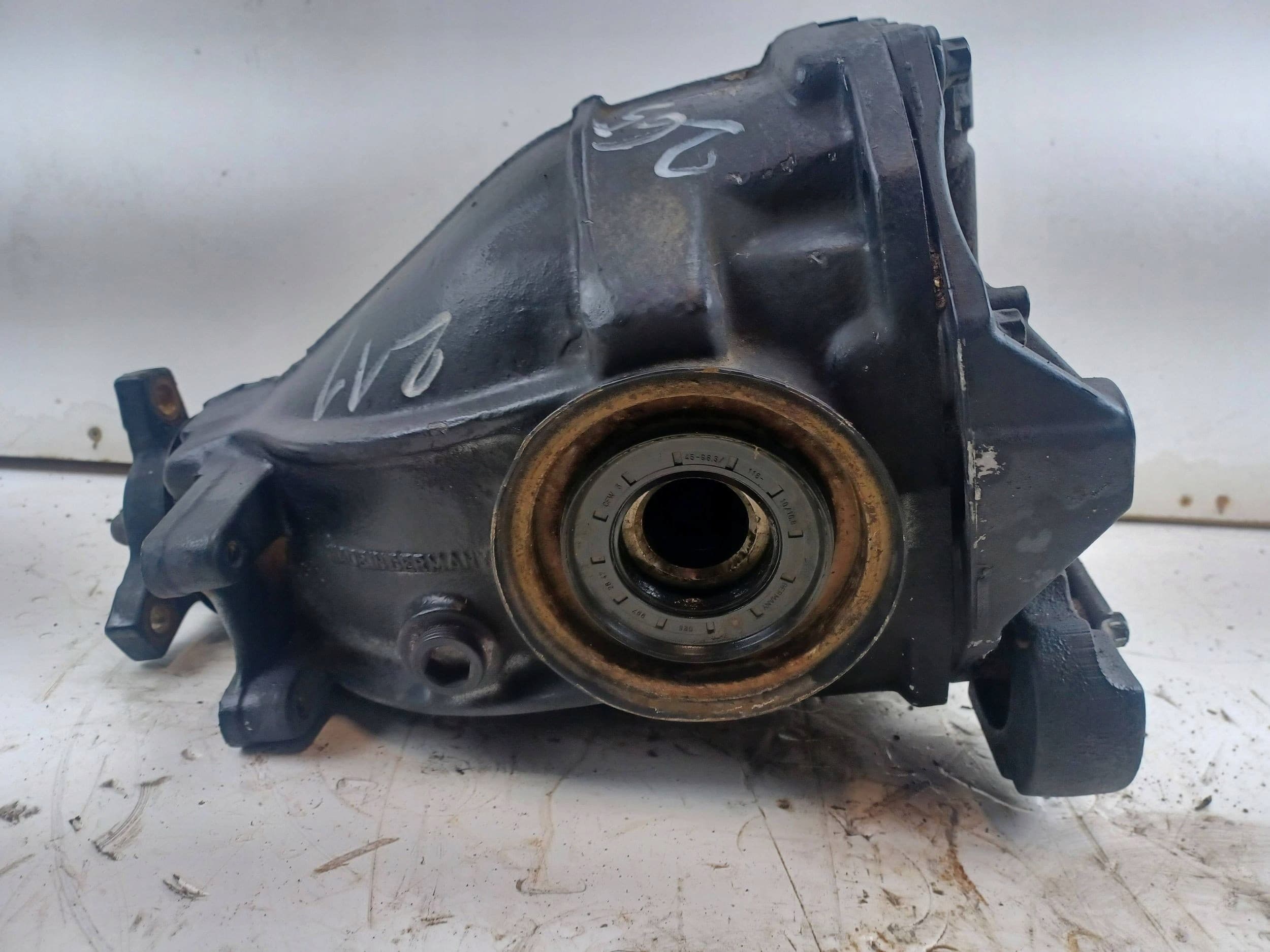 Diferencial Trasero Mercedes-Benz E W211 2303511108MERC usado 3