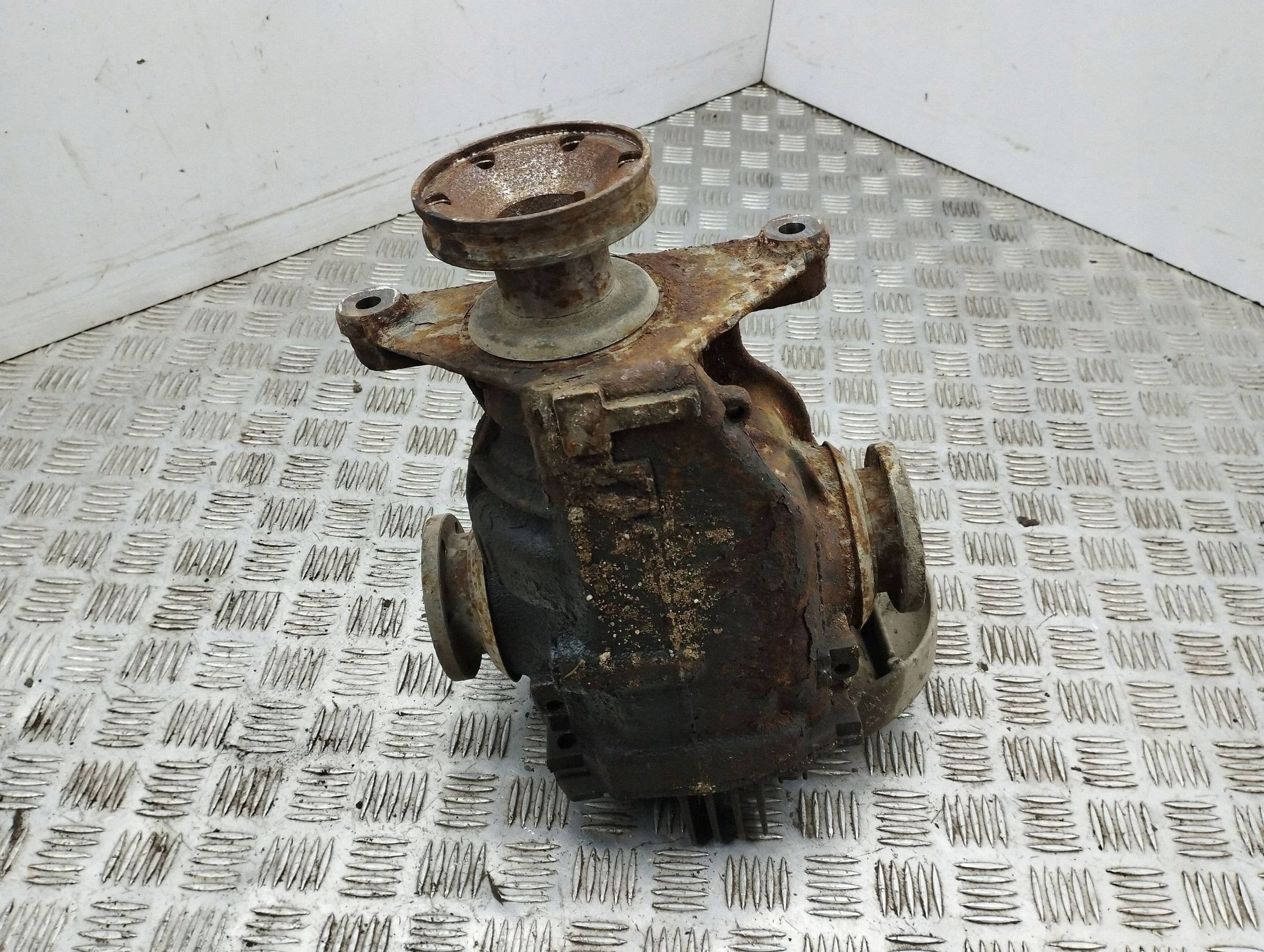 Diferencial trasero BMW X5 E53 75106596 usado 4
