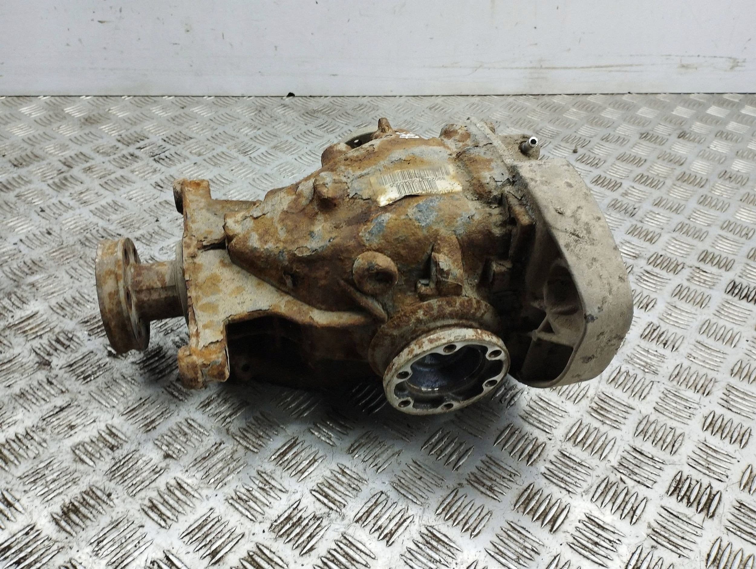 Diferencial trasero BMW X5 E53 75106596 usado 9