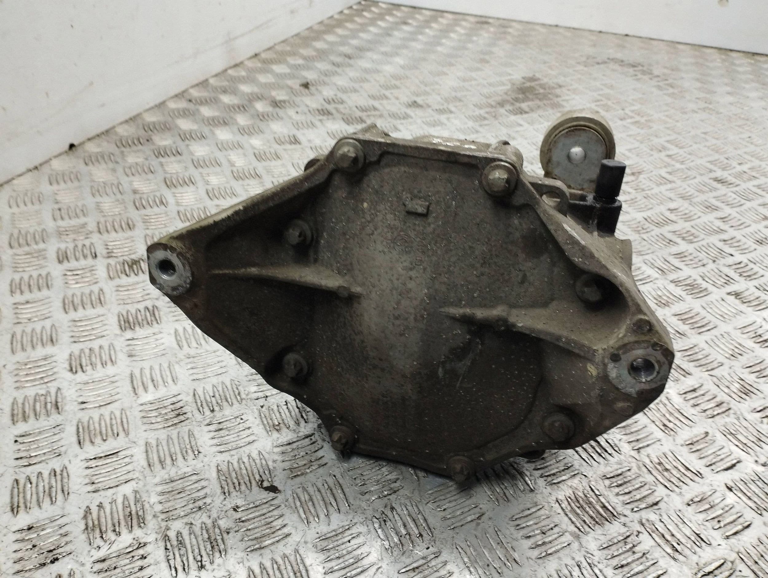 Diferencial trasero Mercedes-Benz E W213 A2133510008 usado 3
