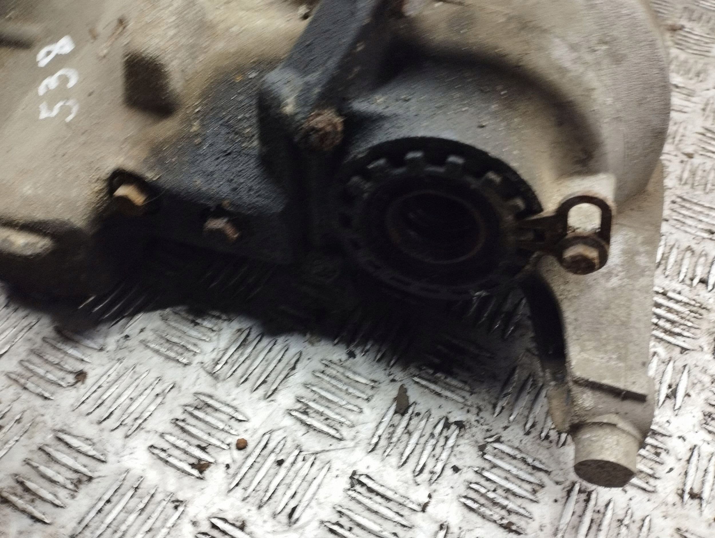 Diferencial trasero Volvo XC90 P8653553 usado 3